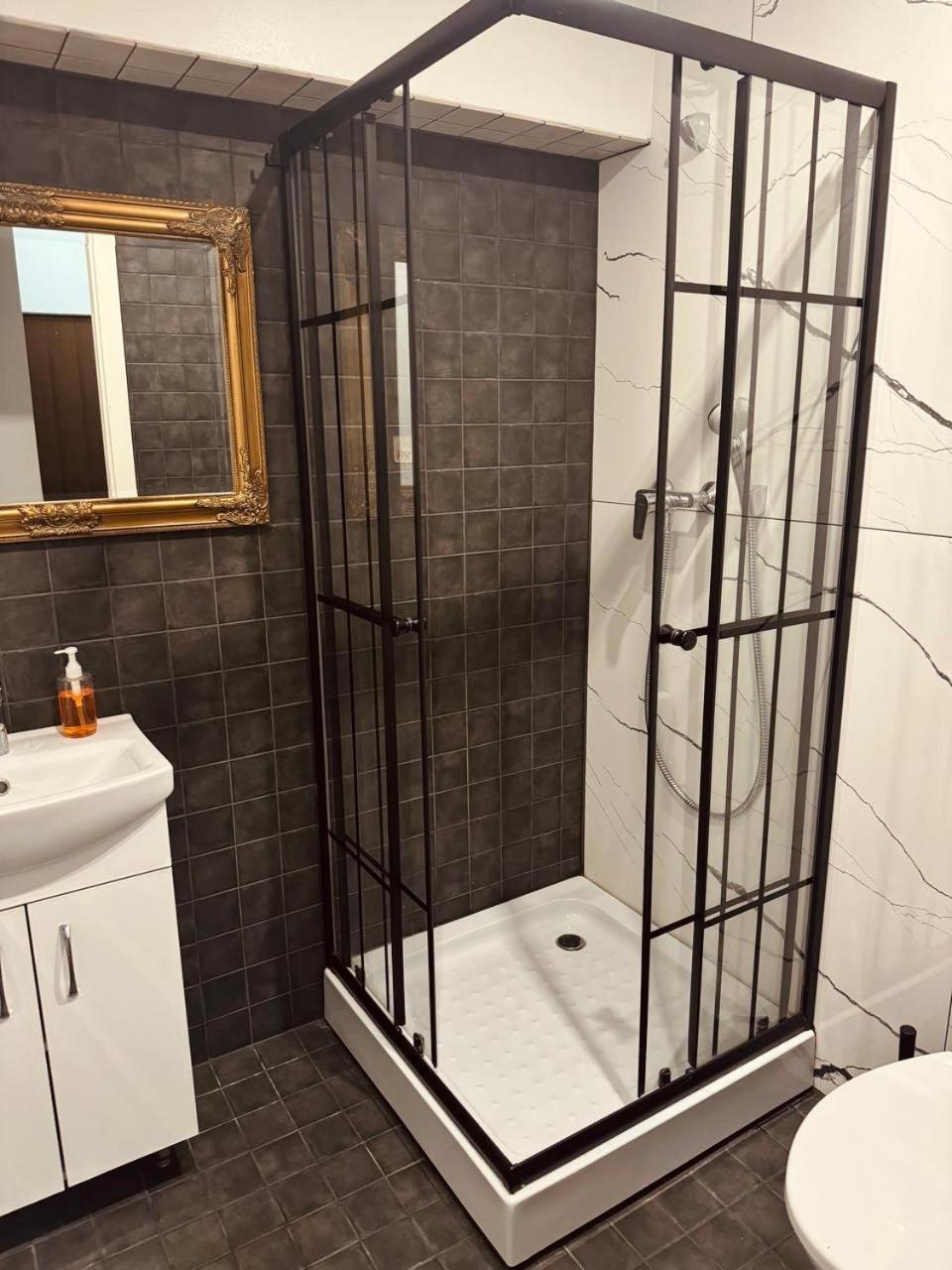 Apartment Eksporta 6 *