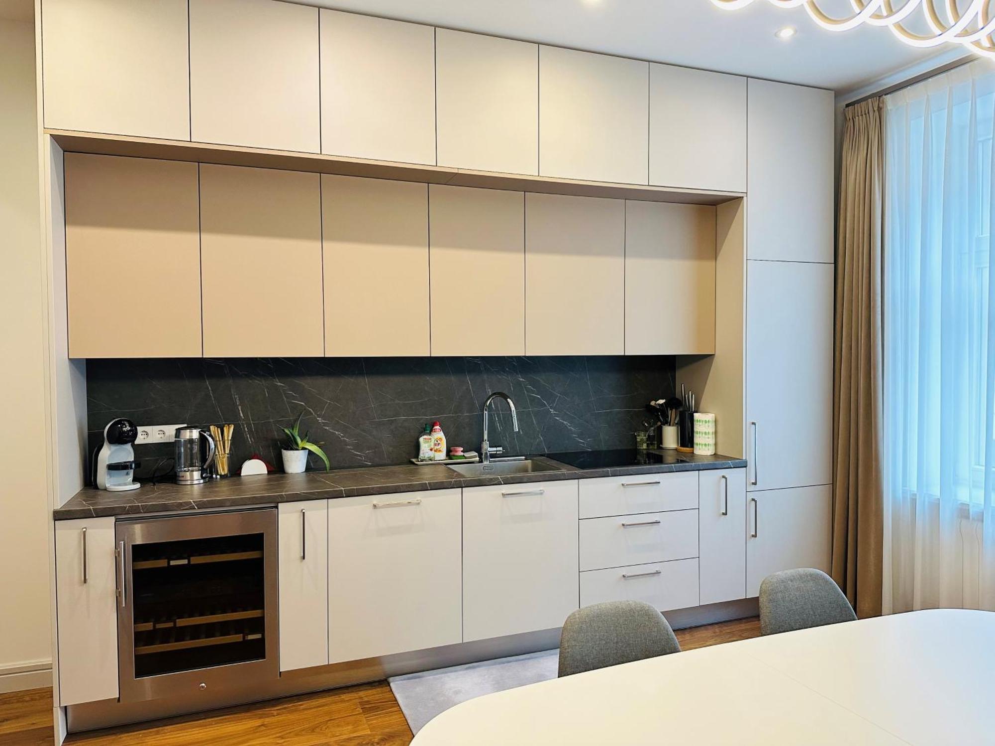 Spacious Modern And Flat Riga