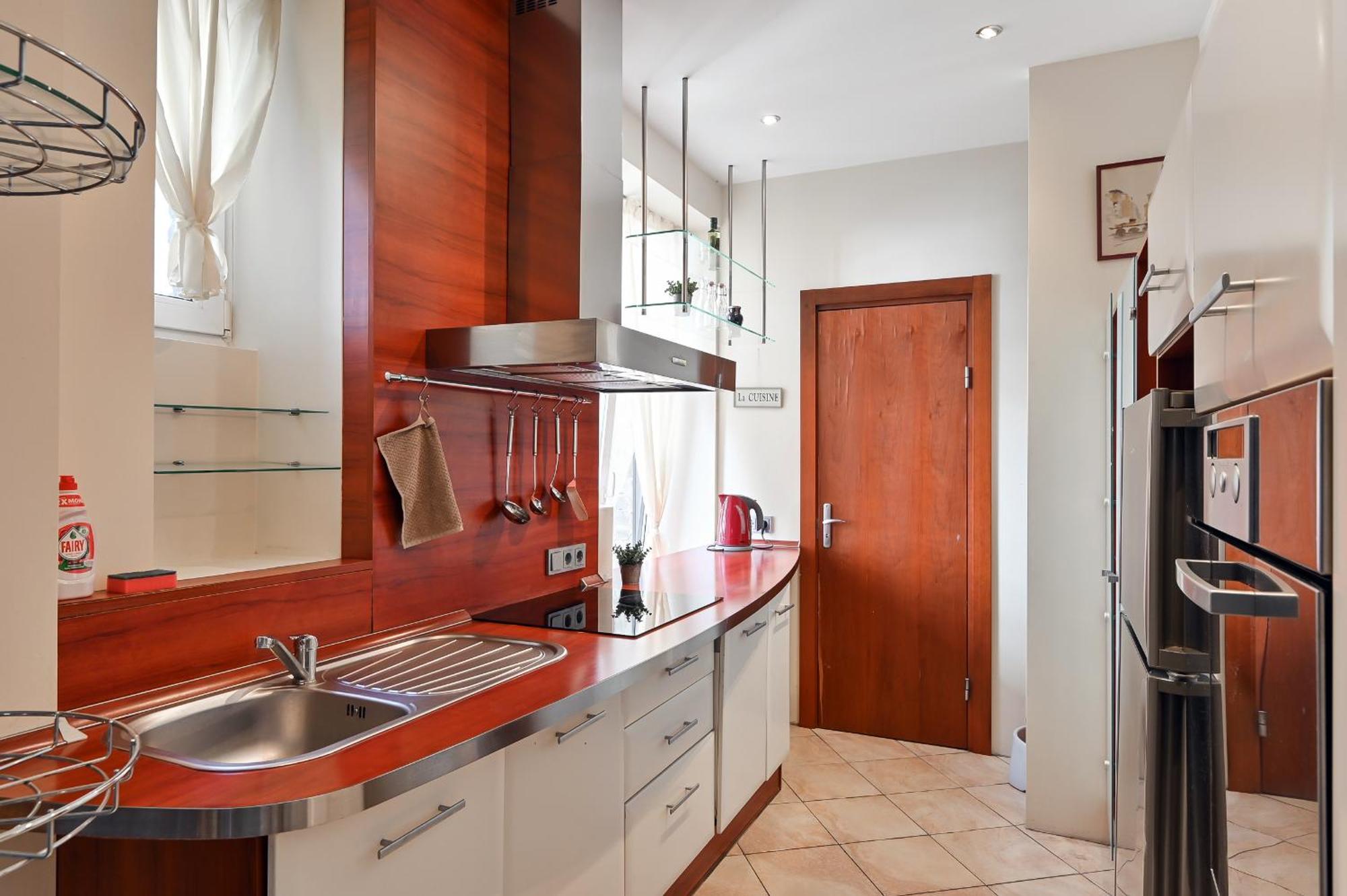 2-bdrm Quiet * Riga