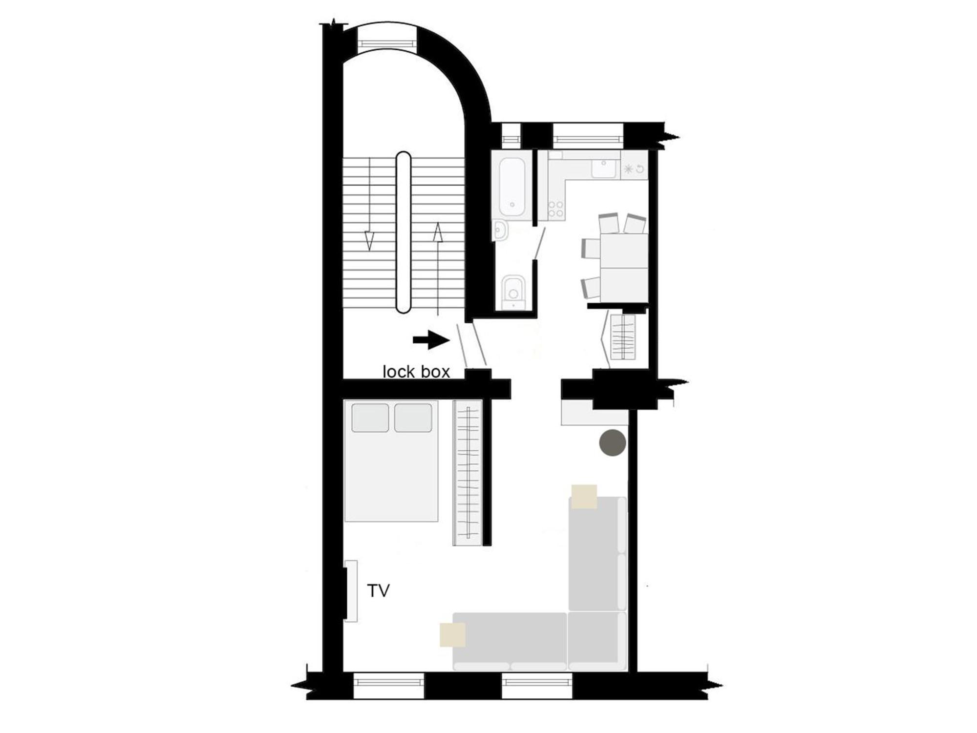Apartment Midcentury Modern, Quiet, 40m With Bath