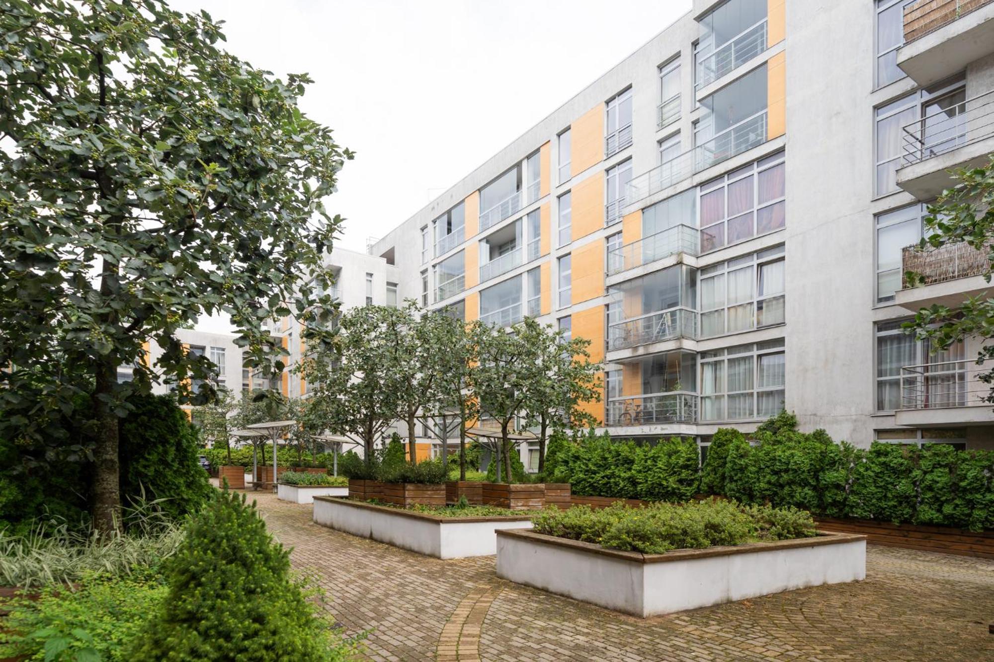 Spacious In A Park Zone With The Private Terrace Apartment Riga
