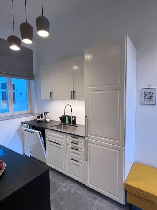 Apartment Old Great Location & View - Luxury 2bdr 80m2 *