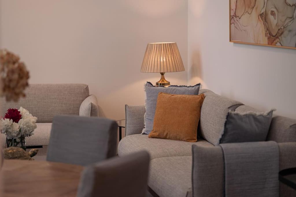 Apartment Old Great Location & View - Luxury 2bdr 80m2 Riga