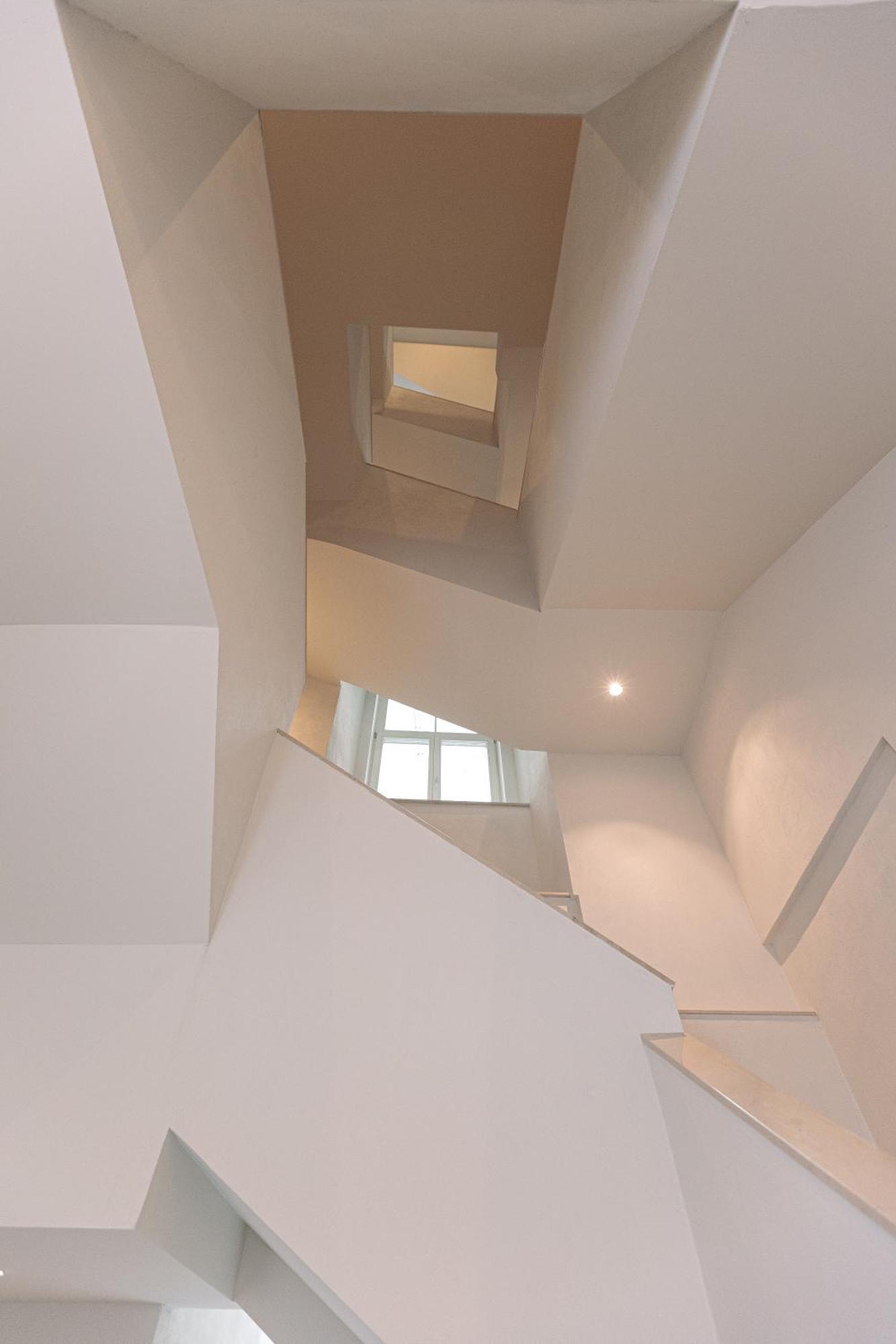 Old Great Location & View - Luxury 2bdr 80m2 Riga