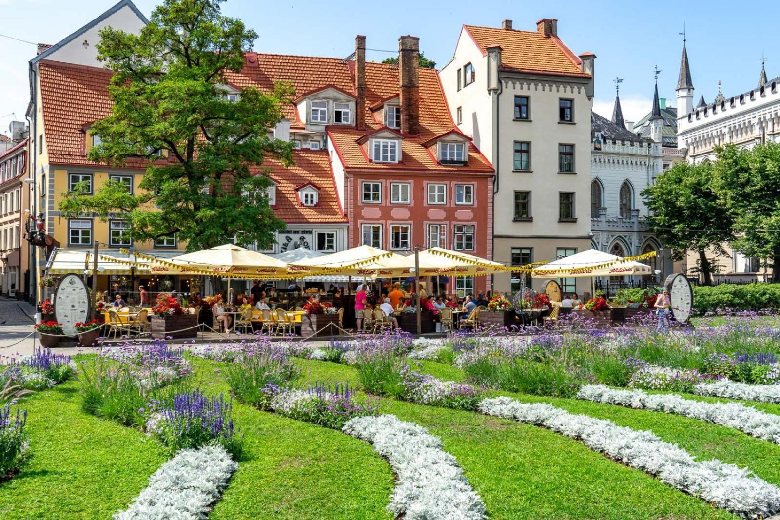 Old Town Business 3 Luxury Apartment *