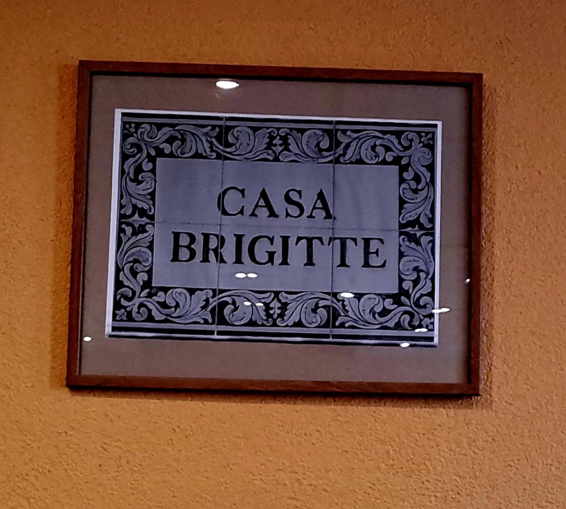 Kolonna Brigita Viešbutis Riga