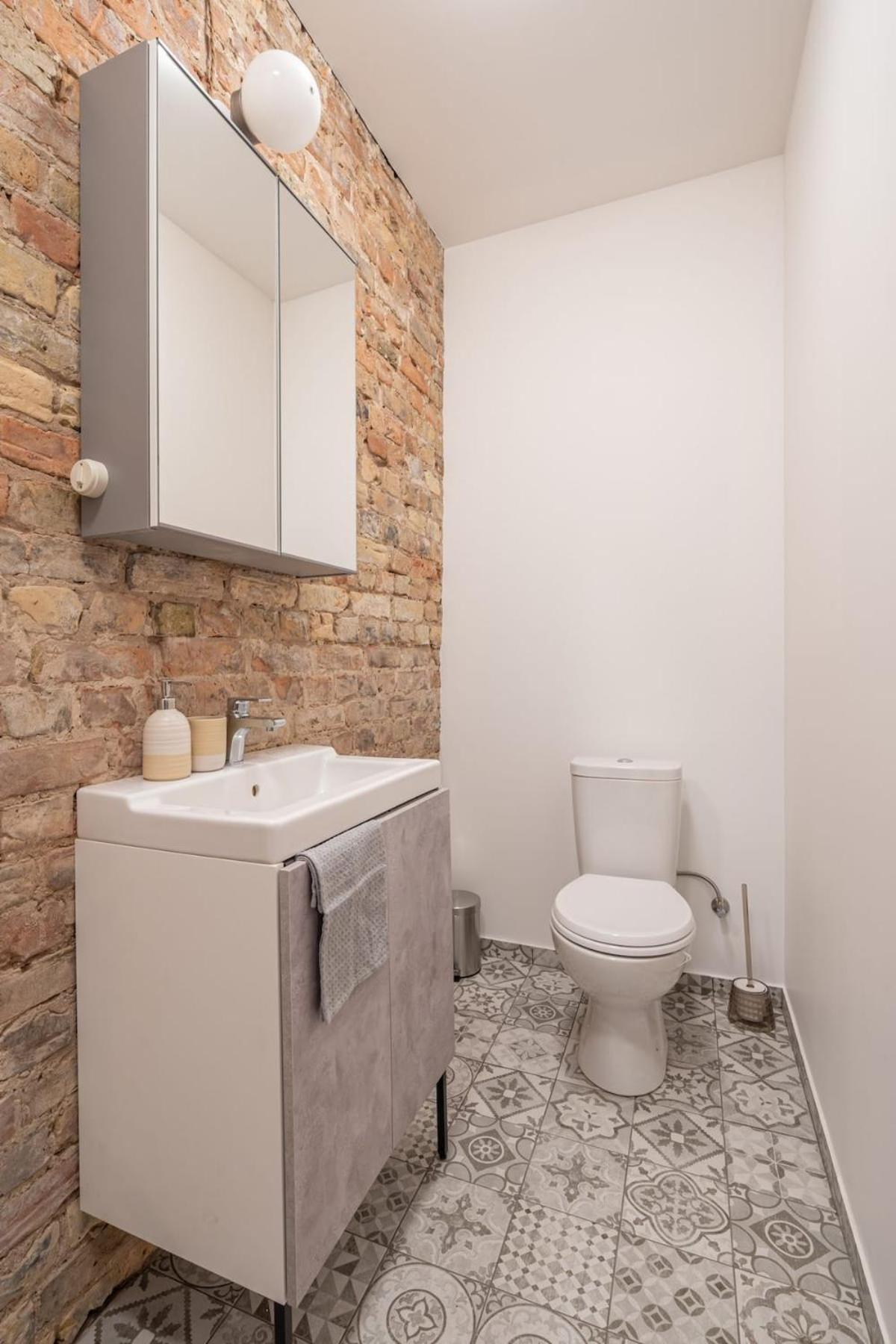 Quiet Hideaway In Centrs Apartment *