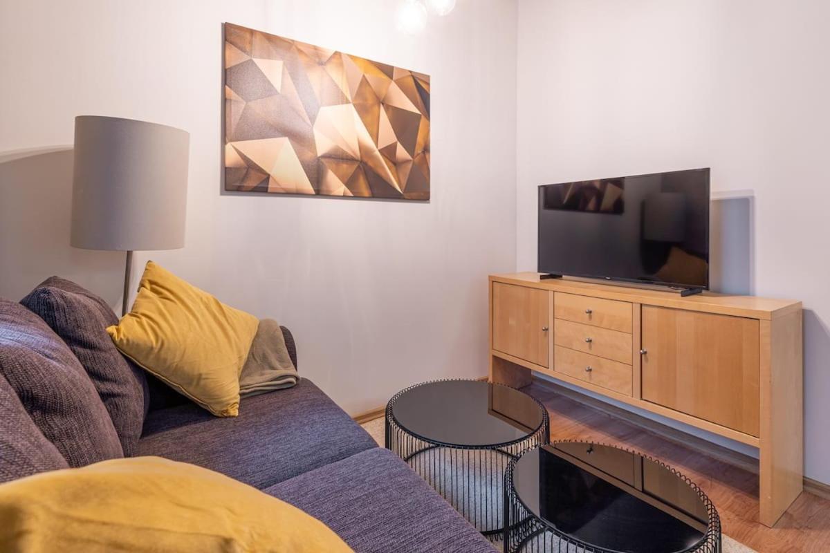 Quiet Hideaway In Centrs *