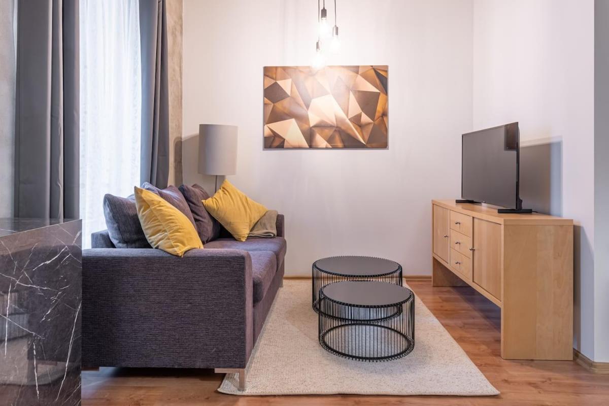 Quiet Hideaway In Centrs Korter *