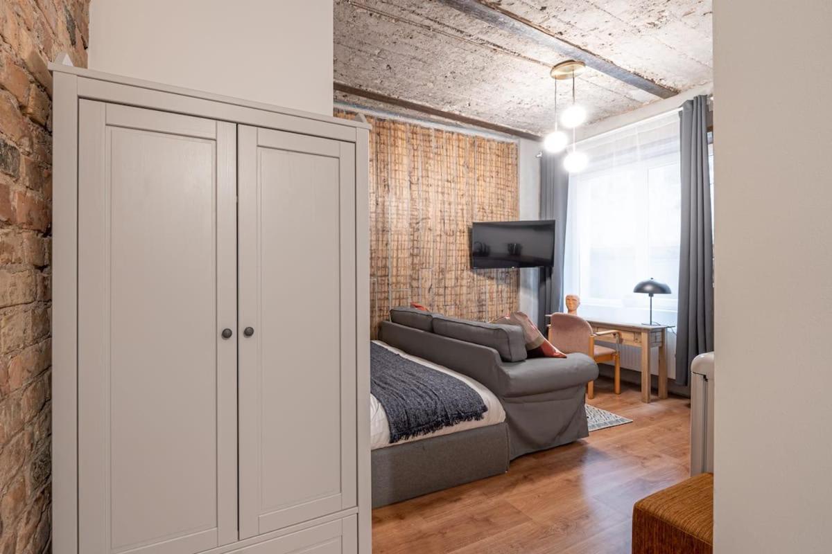 Apartment In The Heart Of *