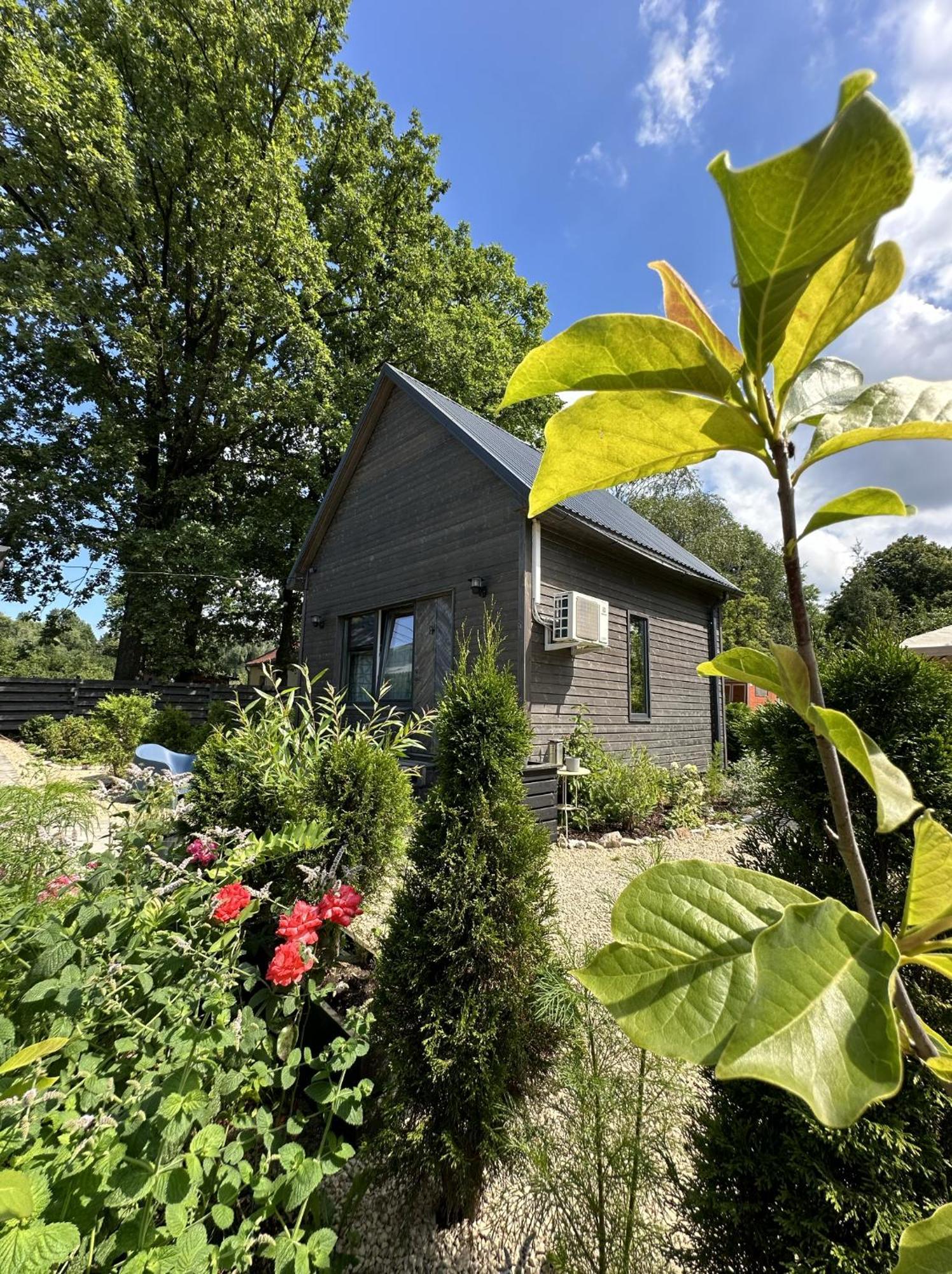 Amazing Little House On An Island With Garden Casa de férias
