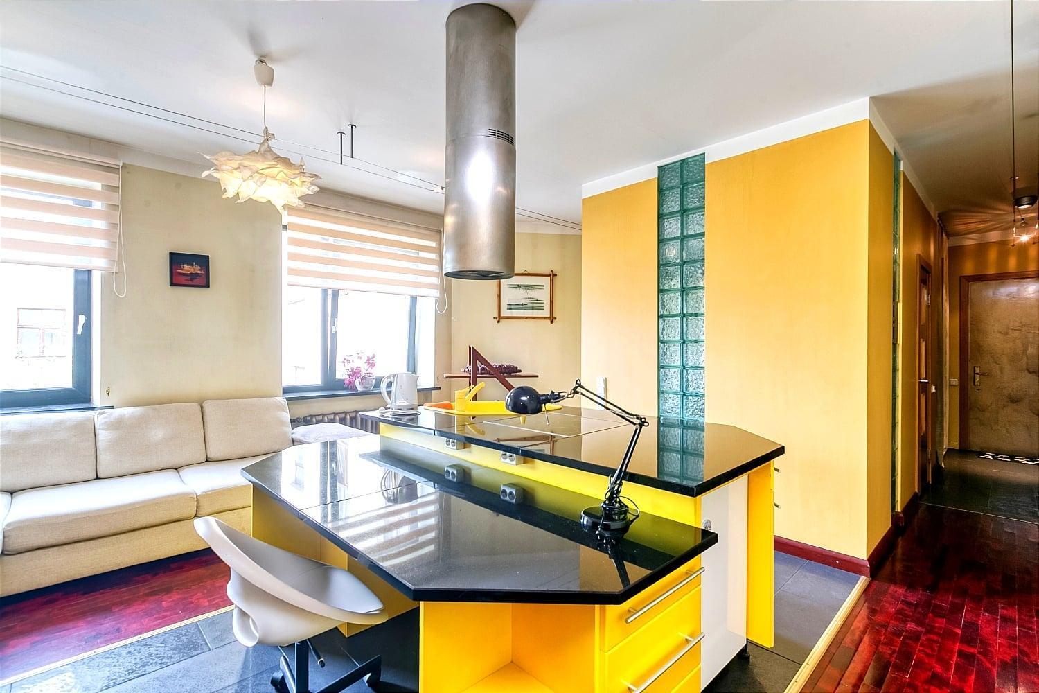 Delux 1 Bedroom In Centre *