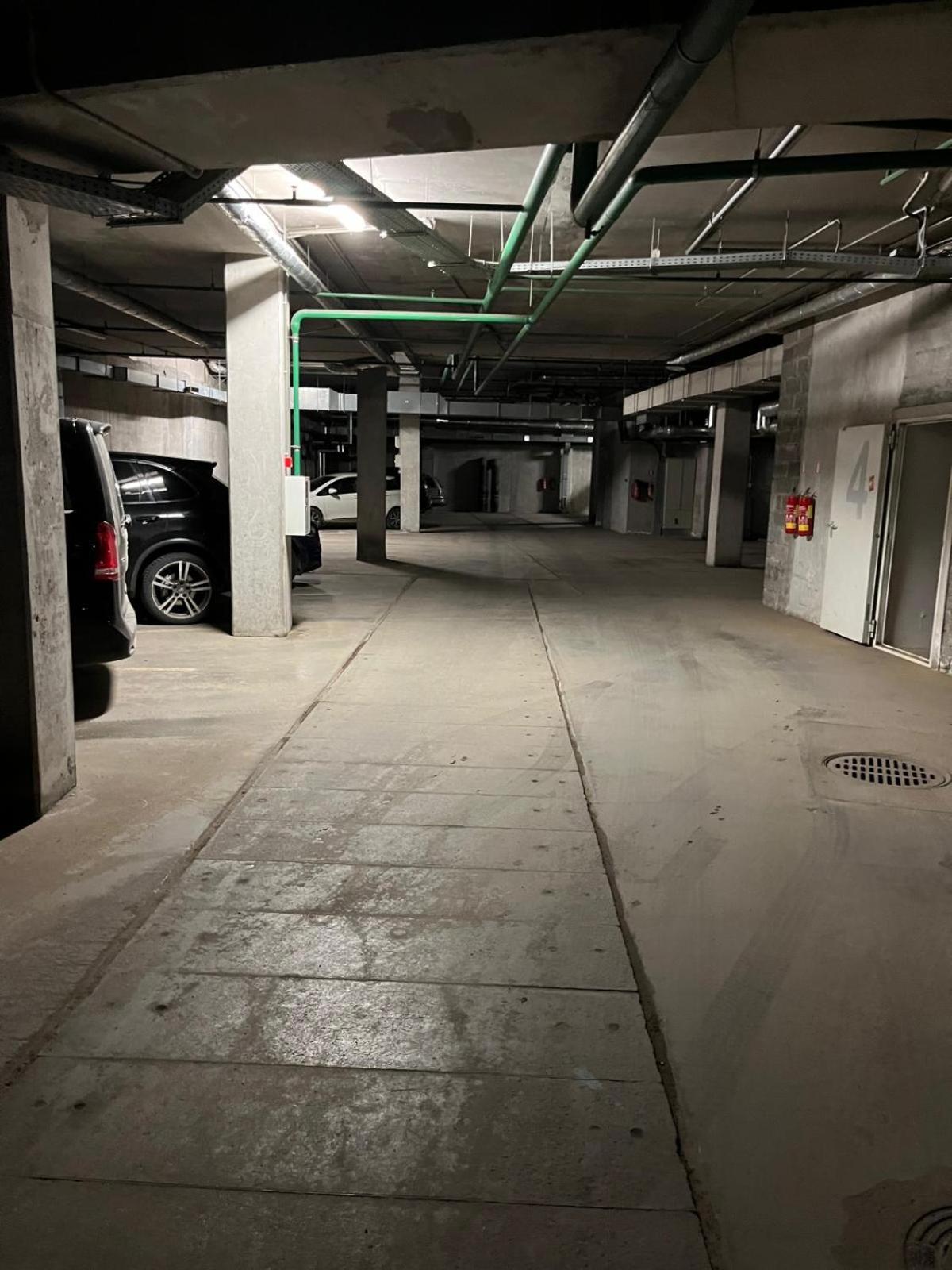 Cozy Apartmant In Oldtown & Free Underground Parking Riga