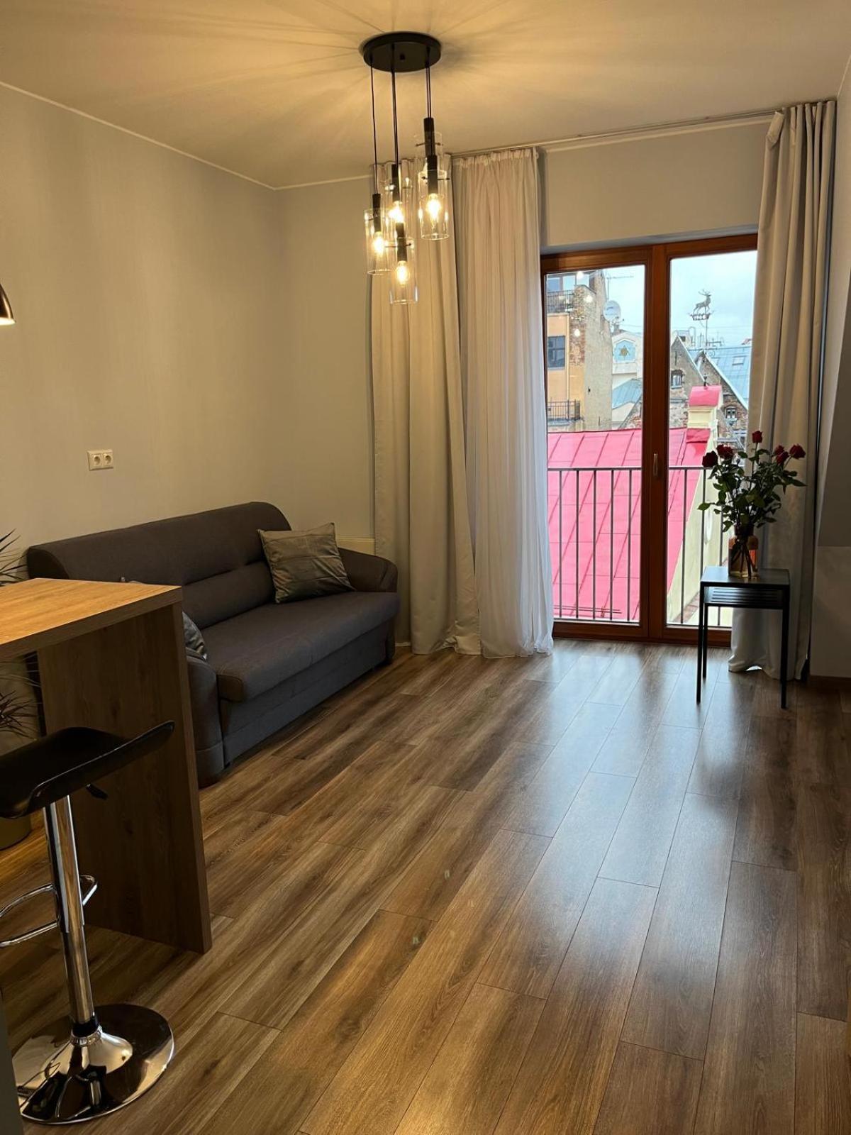 Cozy Apartmant In Oldtown & Free Underground Parking