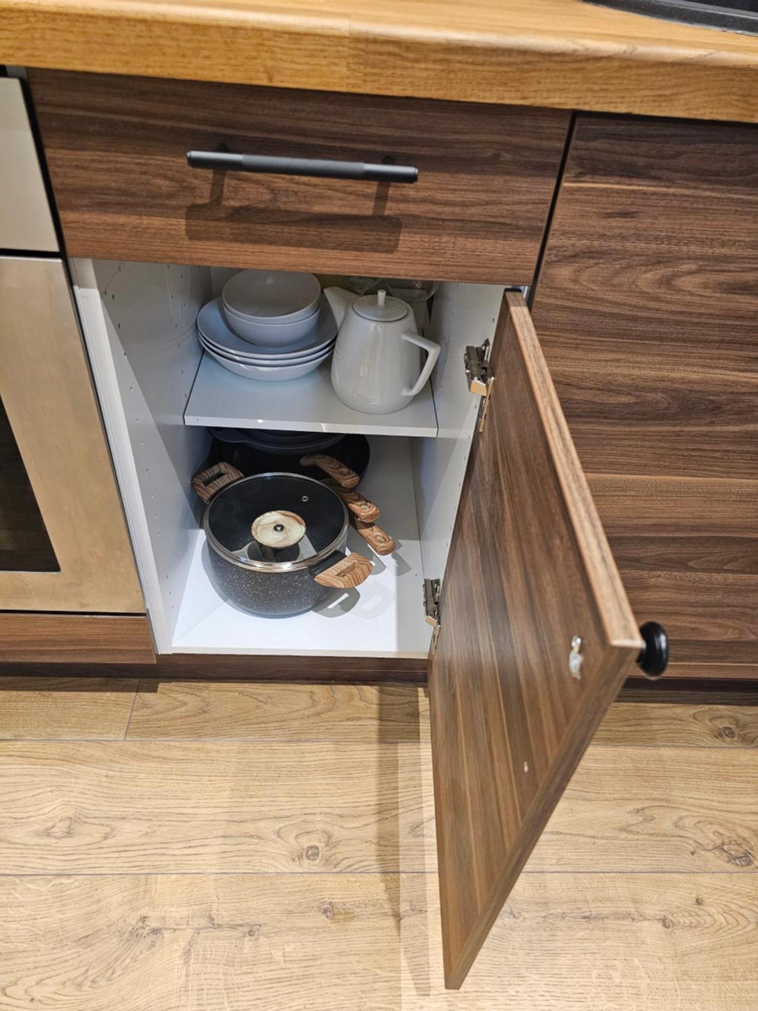 With A Fire-place Apartment *