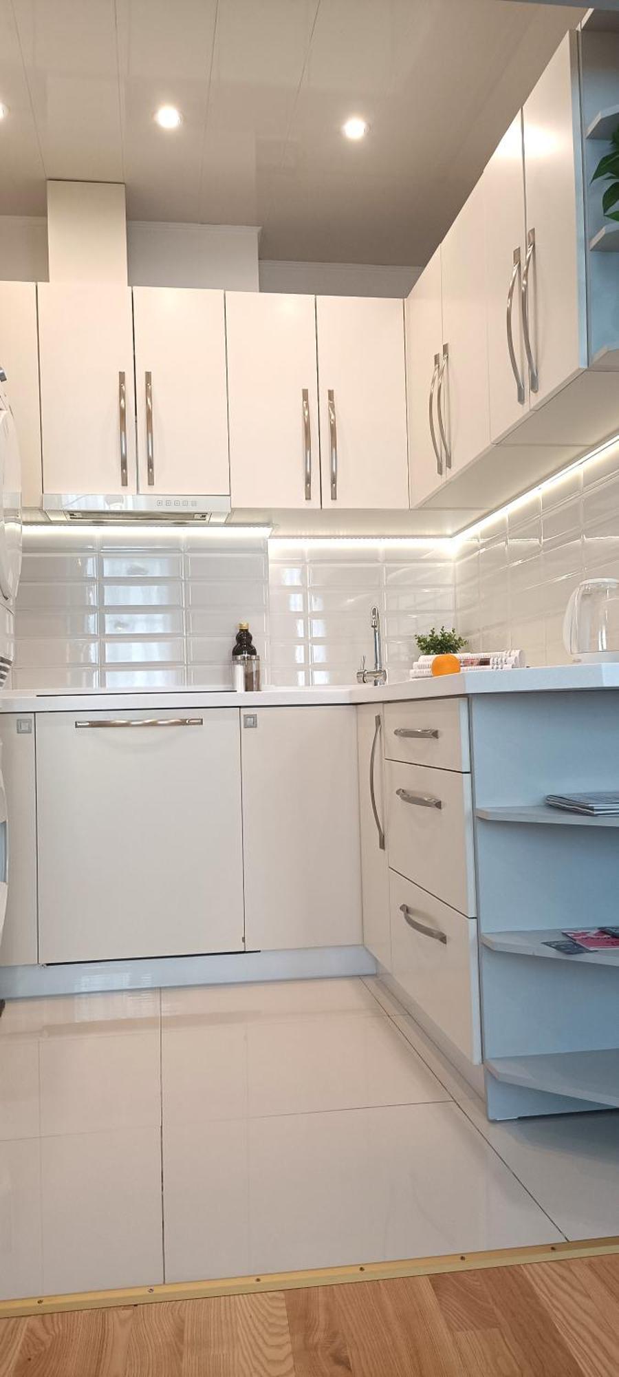 Old Town 2 Bedroom Near Dome Square & Scenic Waterfront Apartment Riga