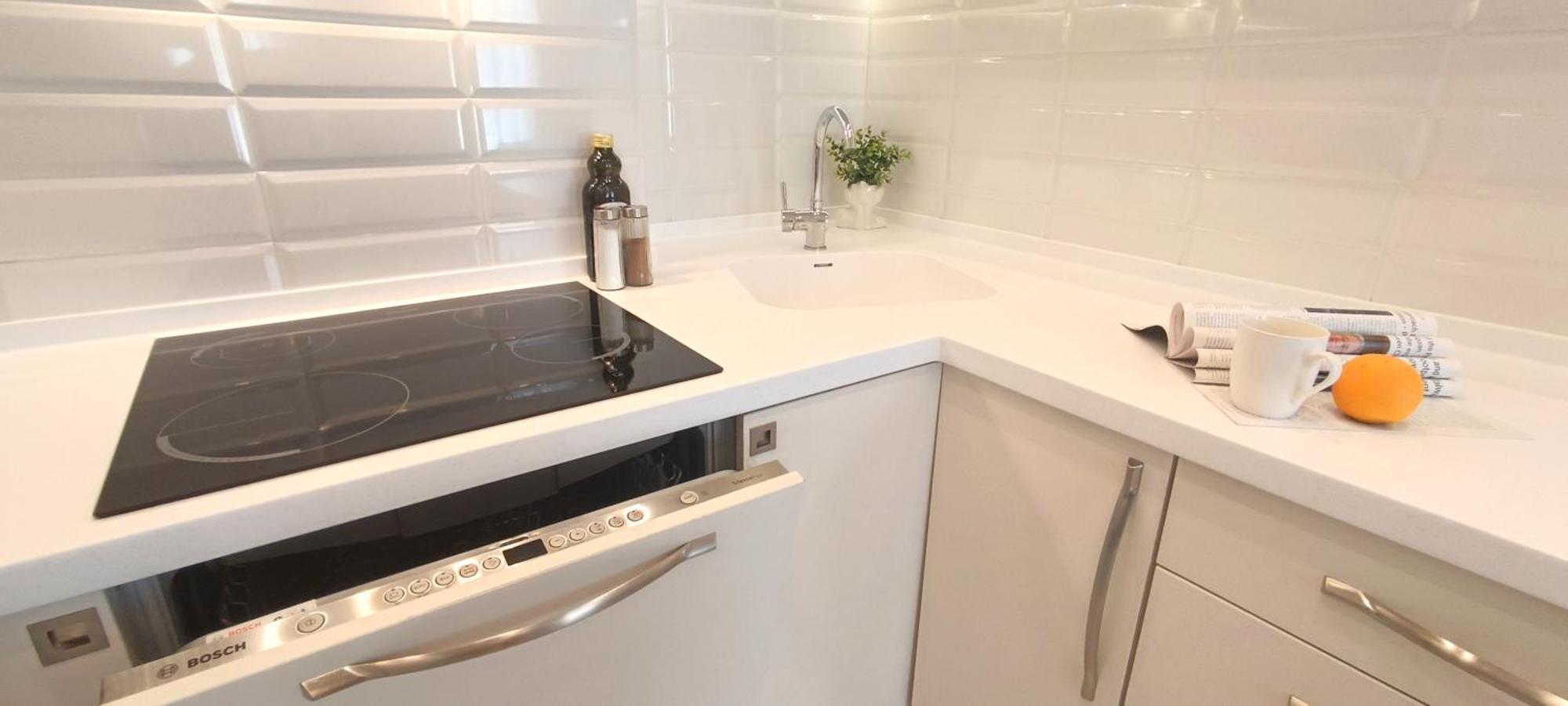 Old Town 2 Bedroom Near Dome Square & Scenic Waterfront Apartment Riga