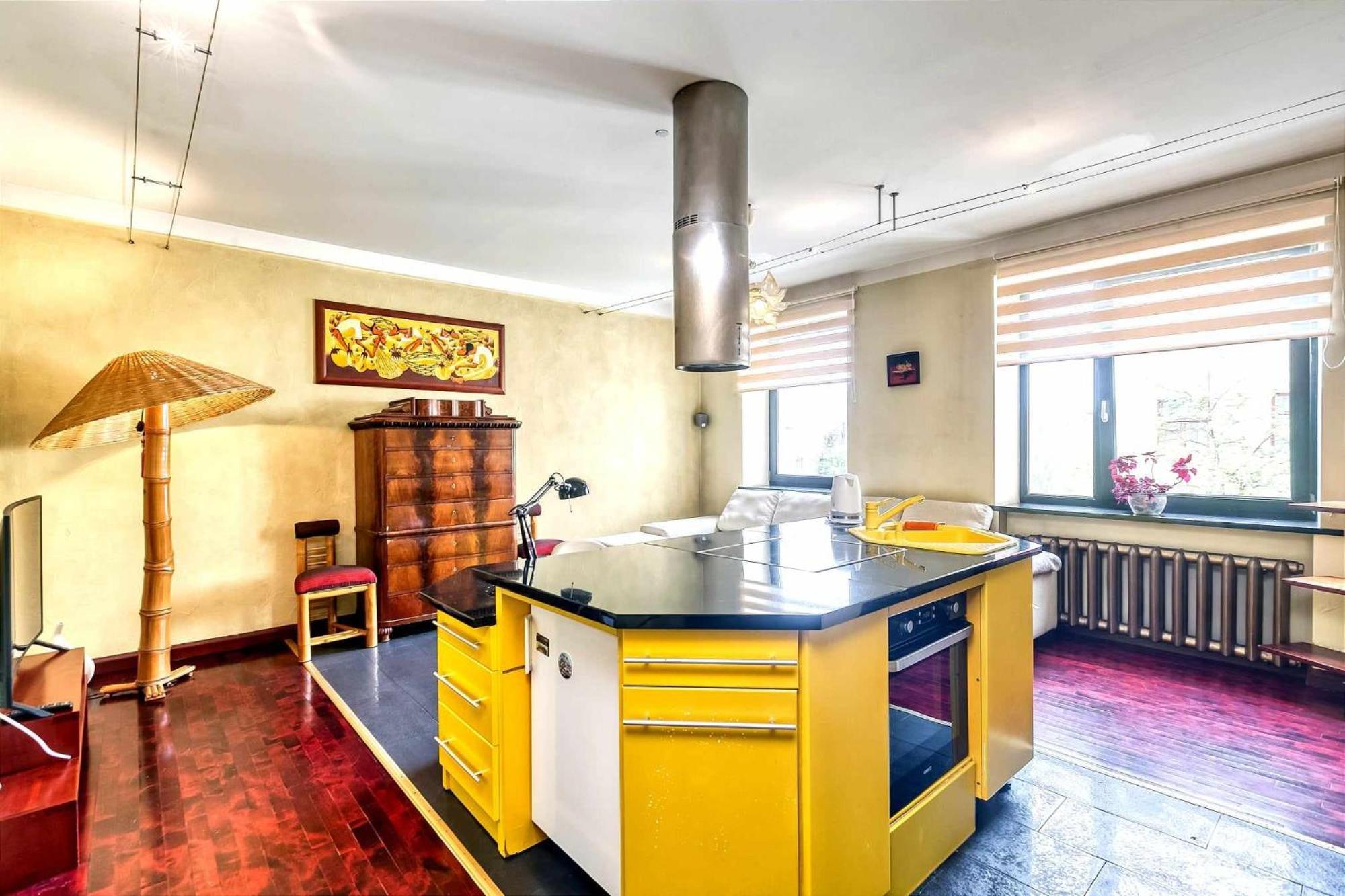 Butas Delux 1 Bedroom In Centre