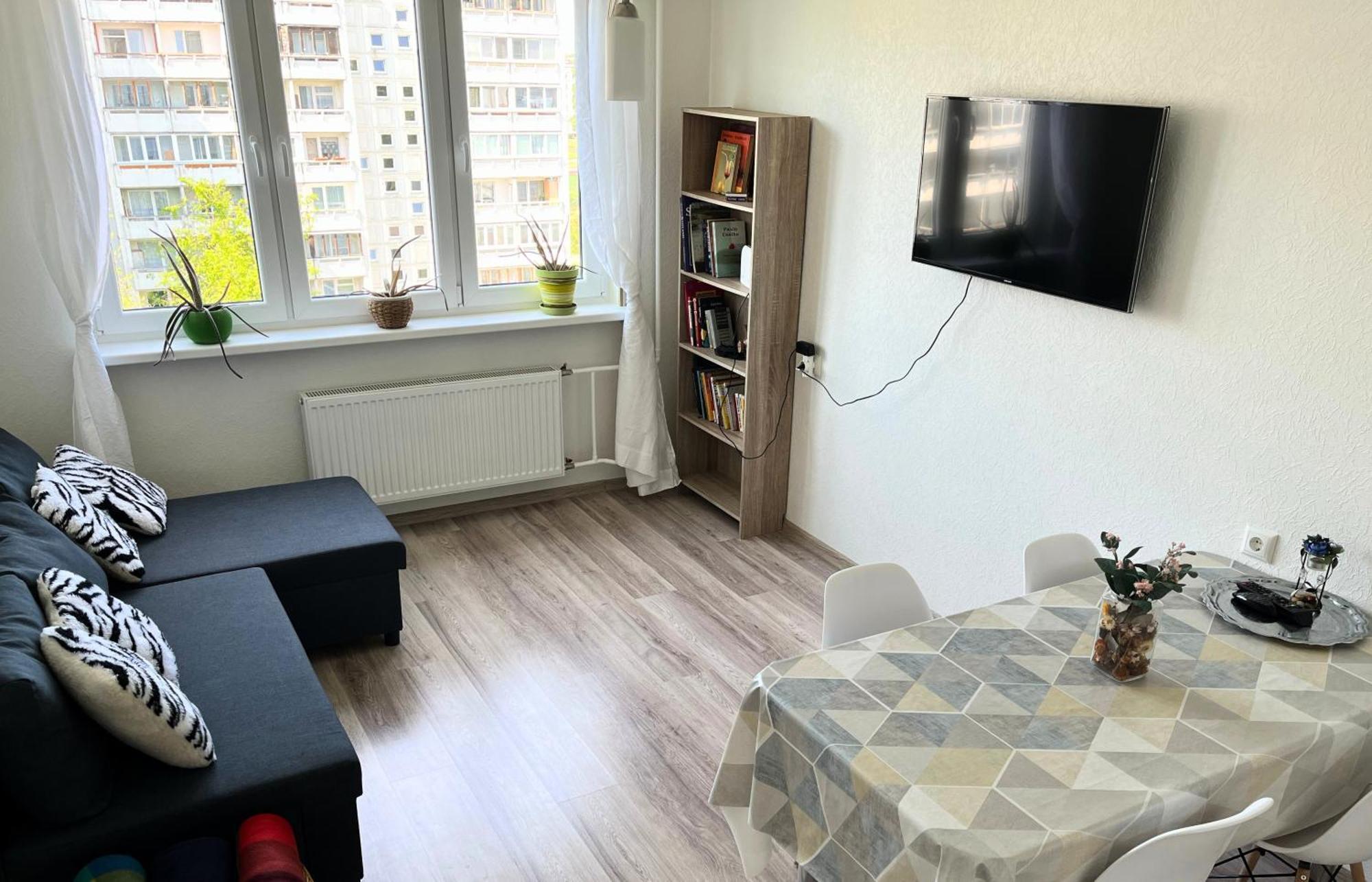 Cosy & Spacious Flat In *