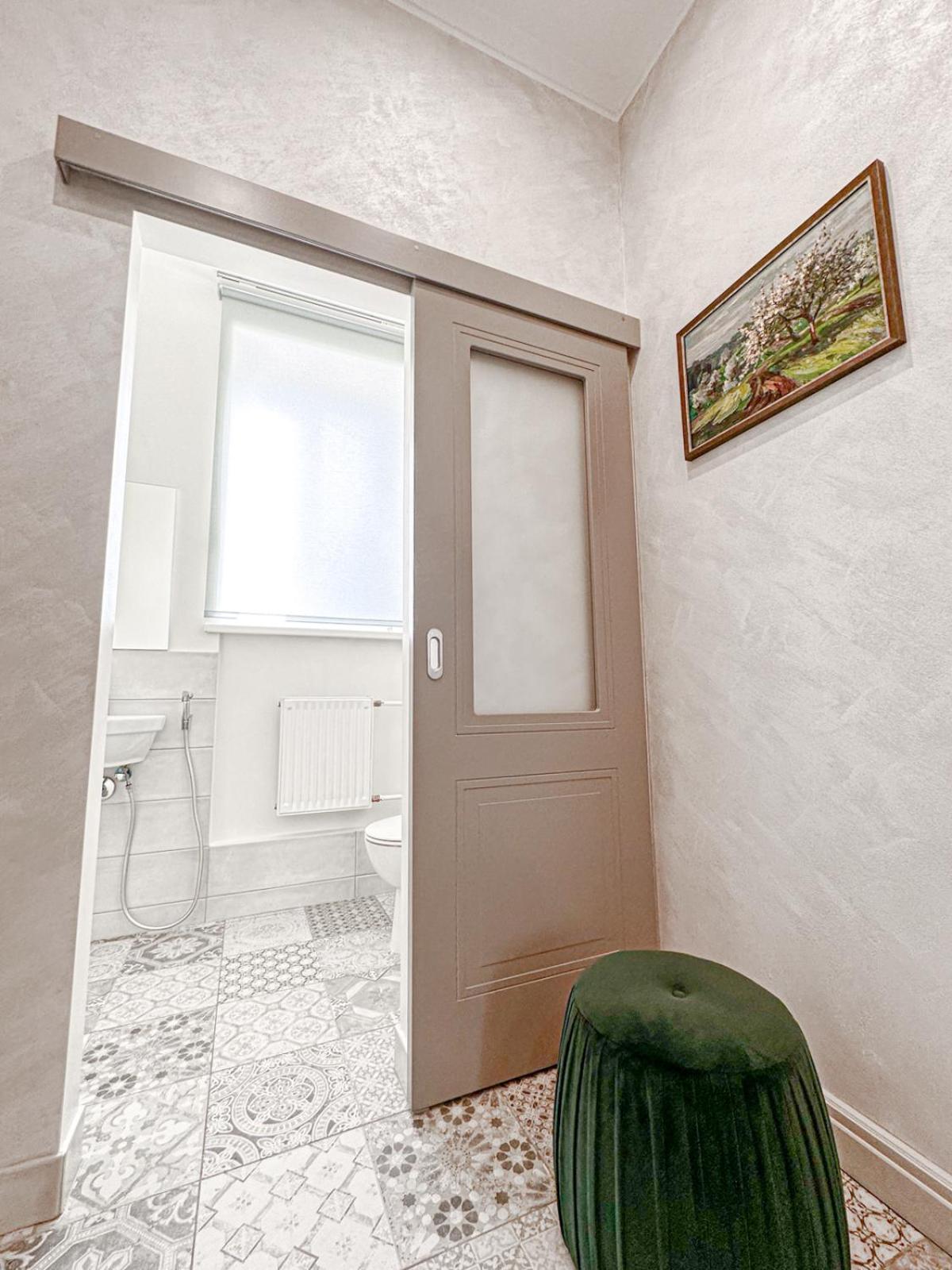 Huoneisto Heart, Space, Loft View, Free Parking Riika