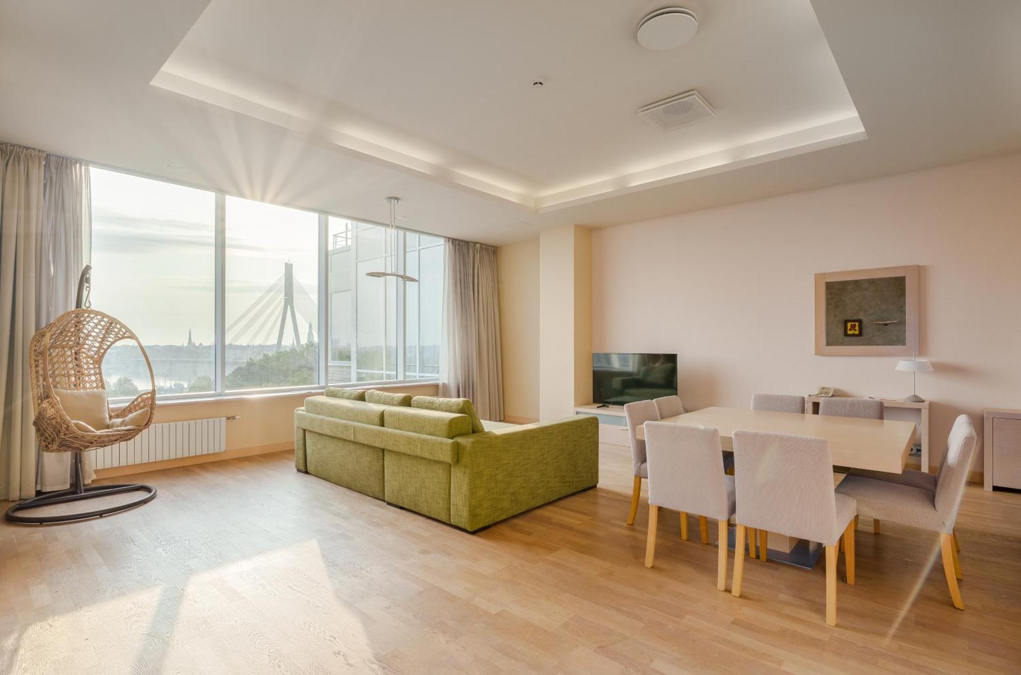 Islande With Free Parking Hotel