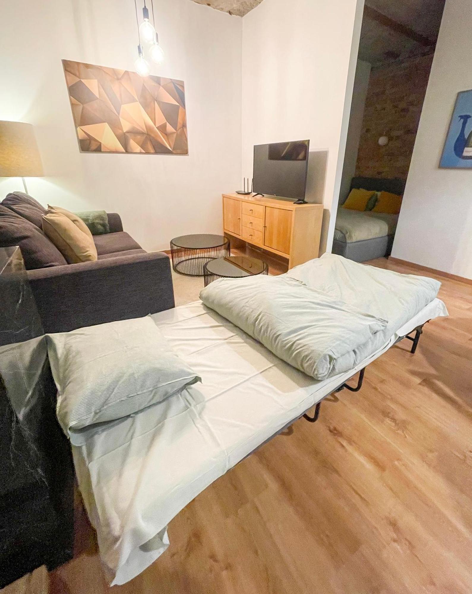 Apartment Quiet Hideaway In Centrs Riga