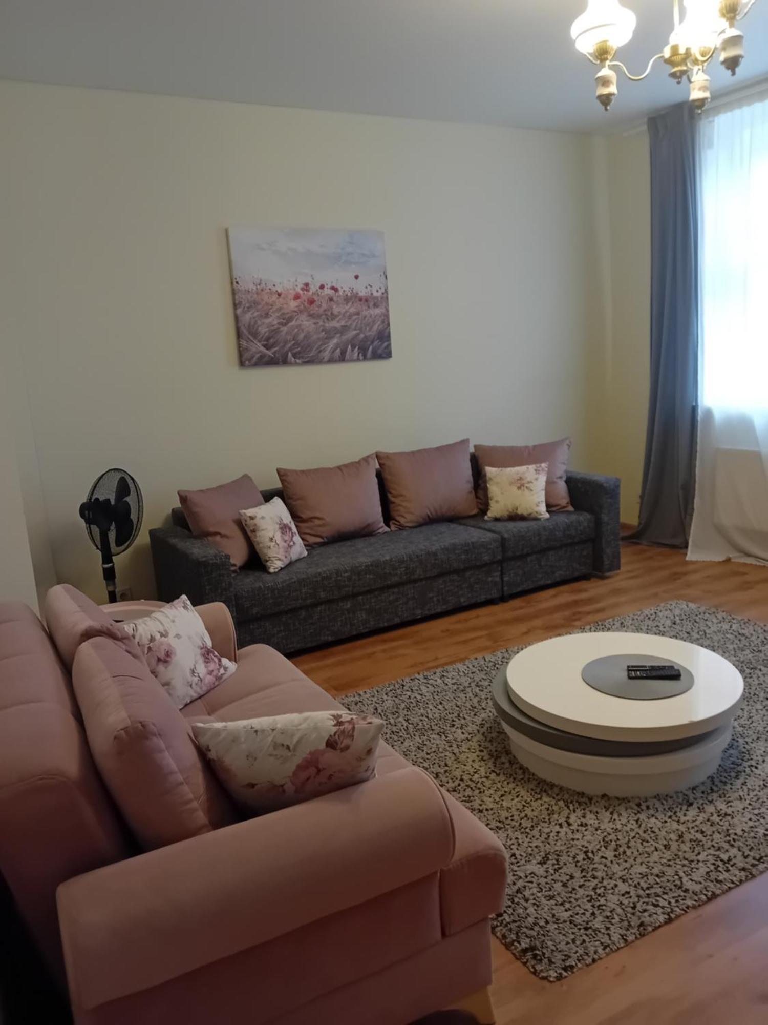 River Apartment *