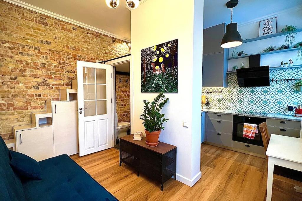 Cozy In The Heart Of *