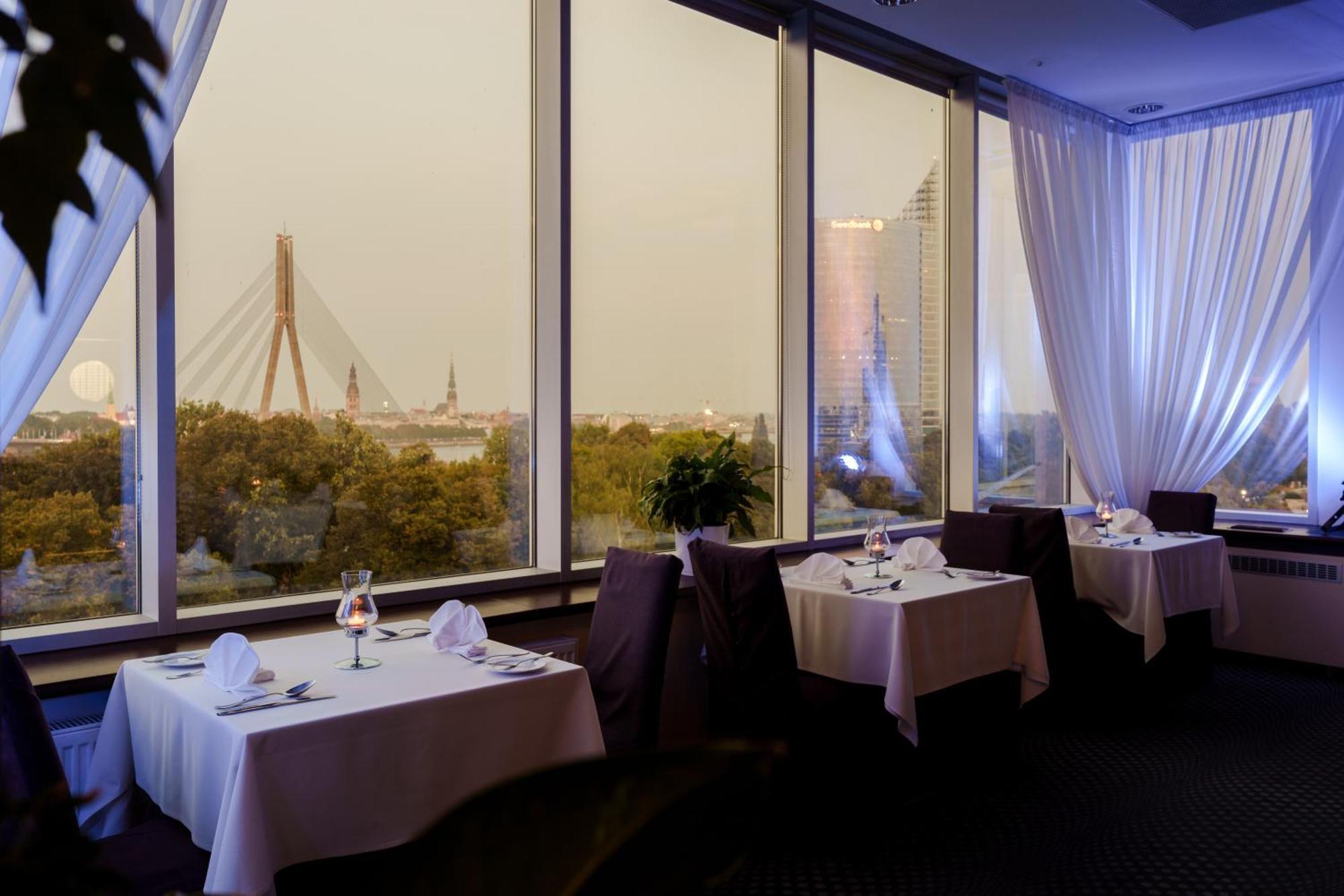 Islande With Free Parking 4* Riga