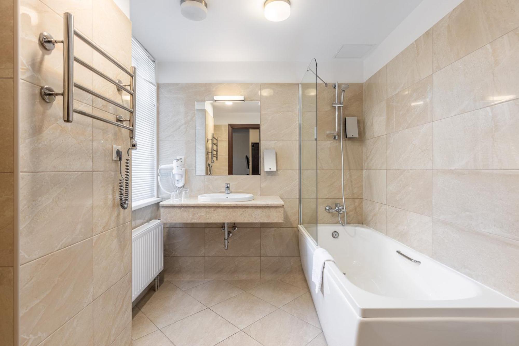 Gertrude Self Check-in 4* Riga