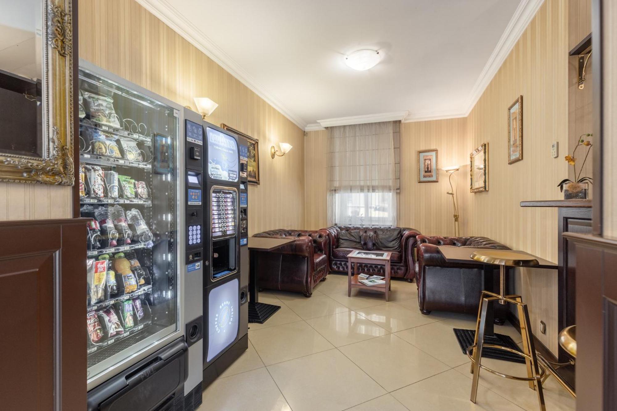 Gertrude Self Check-in Hotel