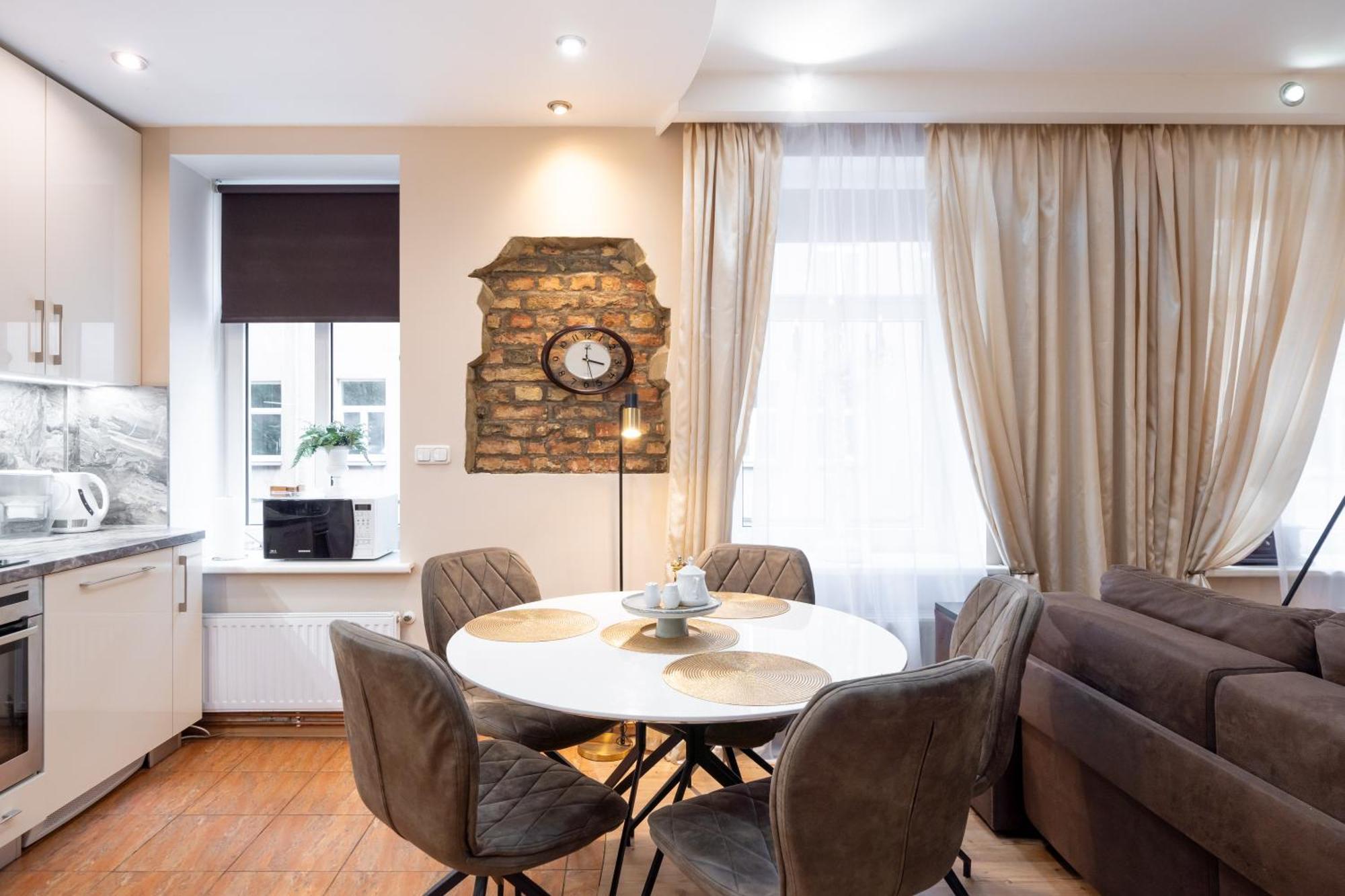 Baltic Amber In Diplomatic District & Free Parking Apartment *