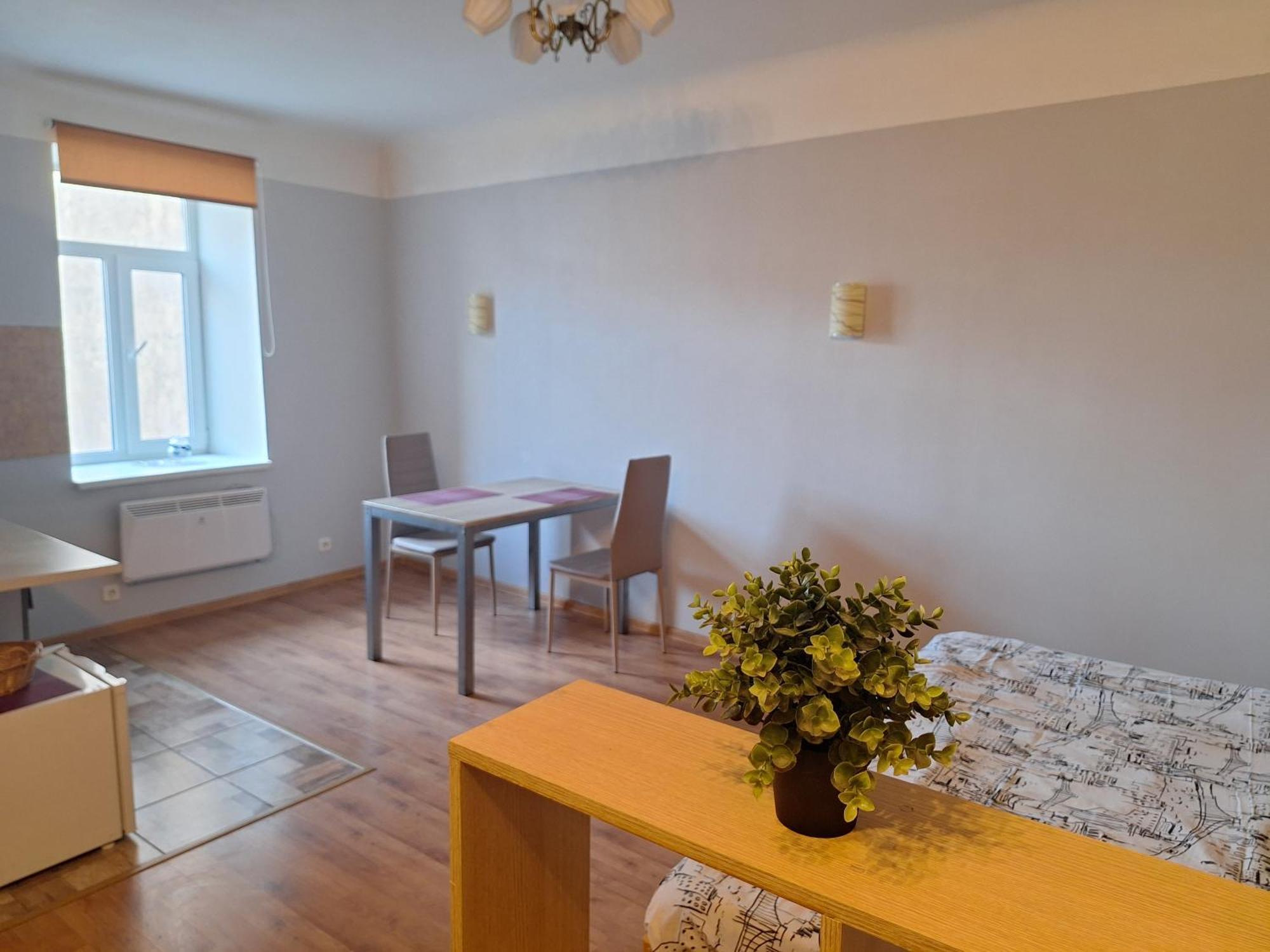 Bright And Cozy In Centre *