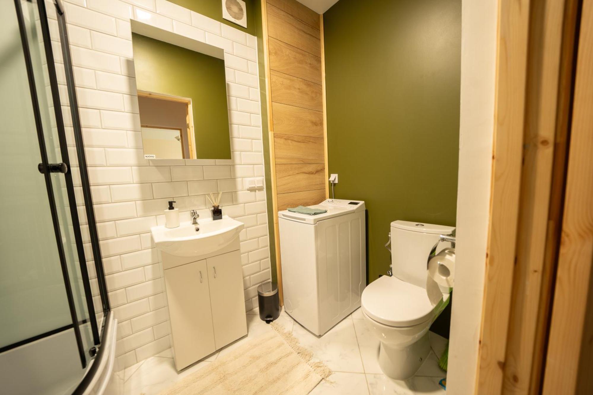 Modern - New Fully Equipped