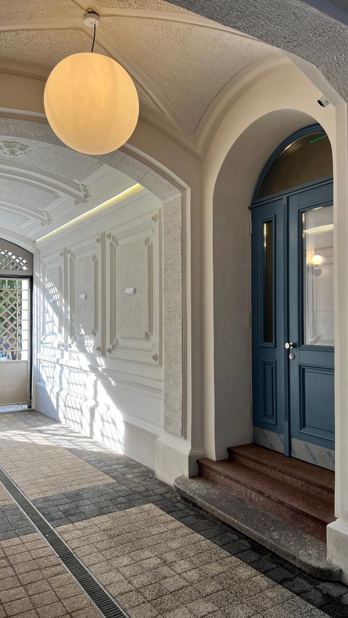 The Place With History In Renaissance Building Apartment Riga