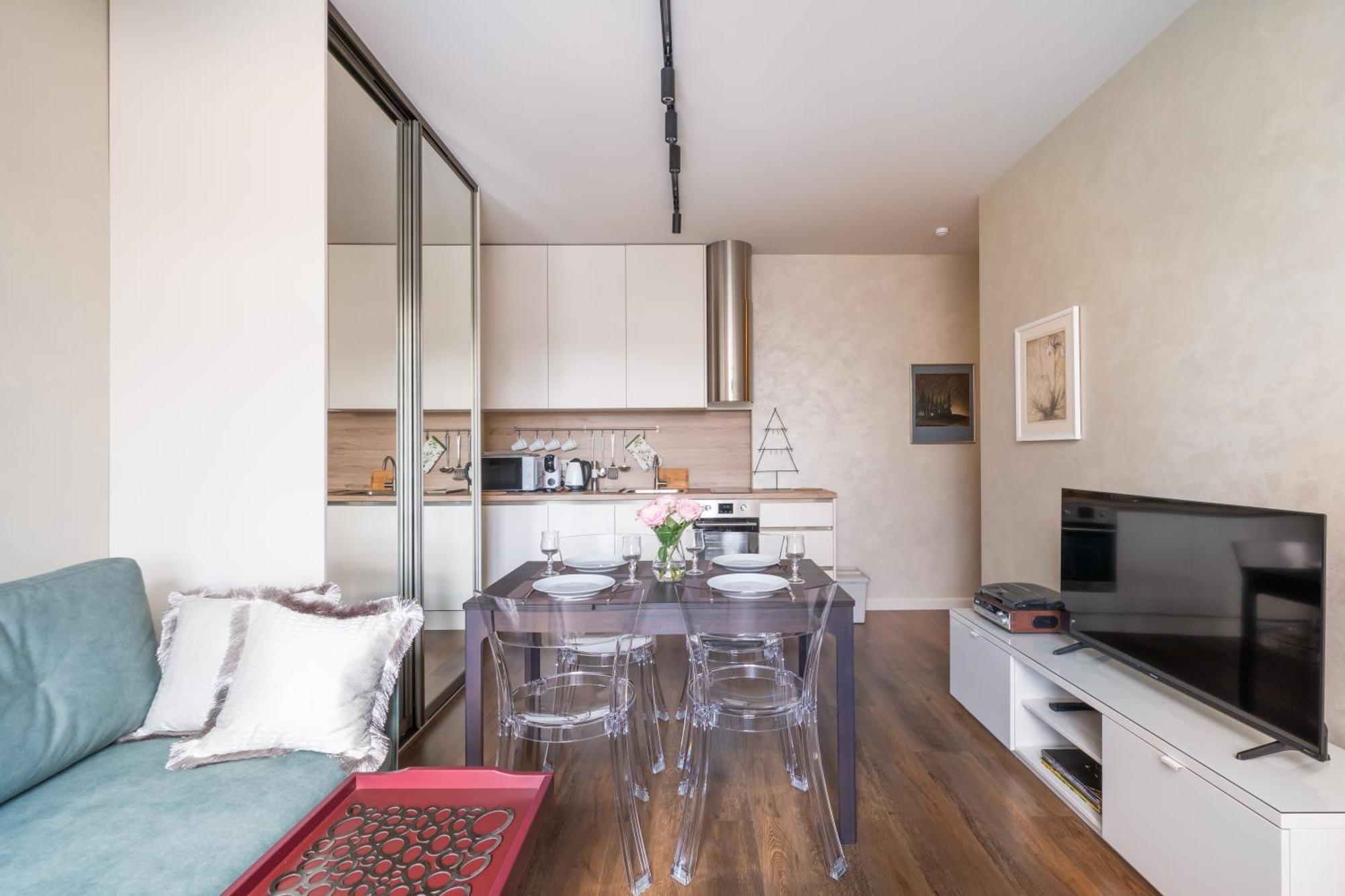 Location 1-bedroom Apartment *