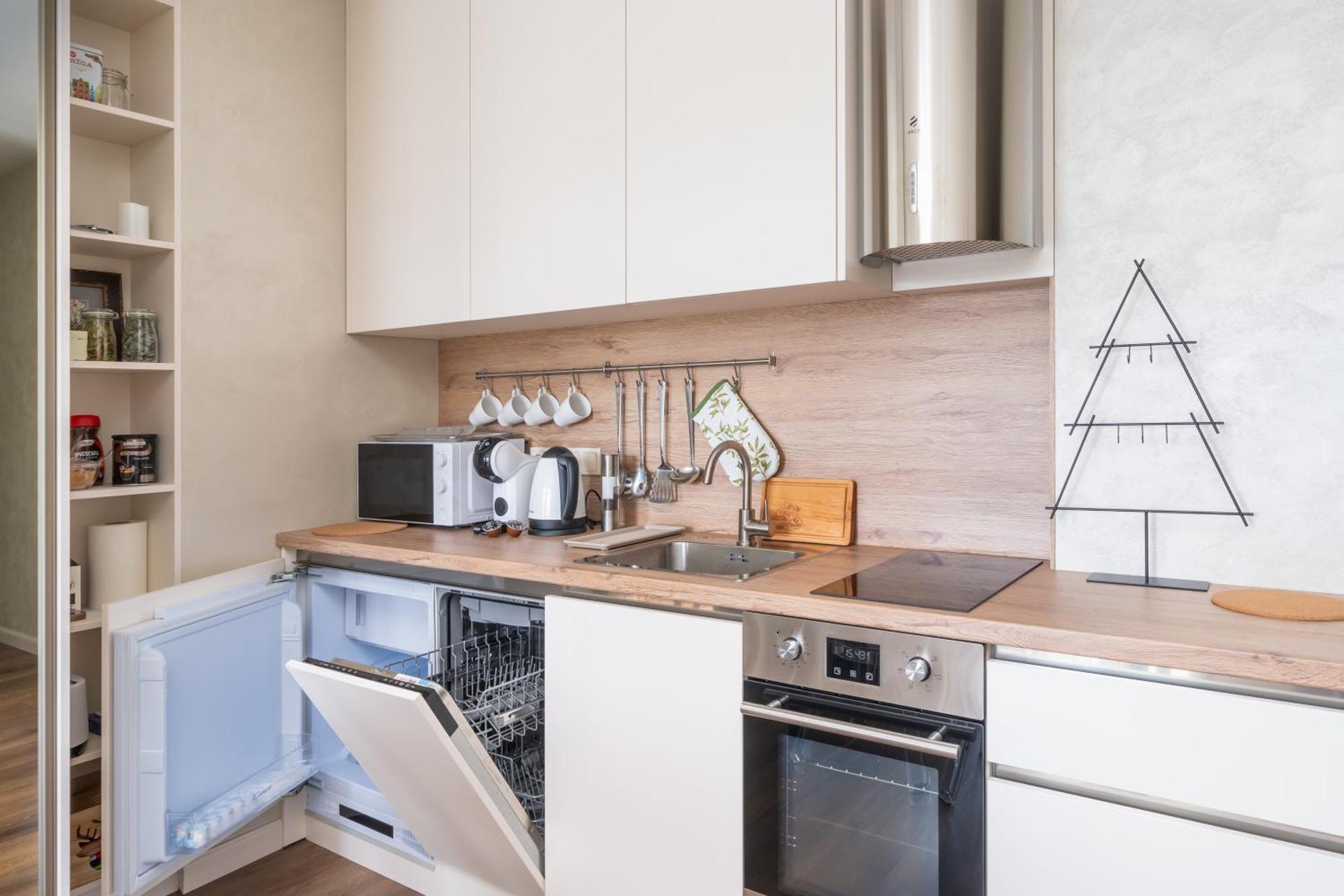 Location 1-bedroom Apartment *