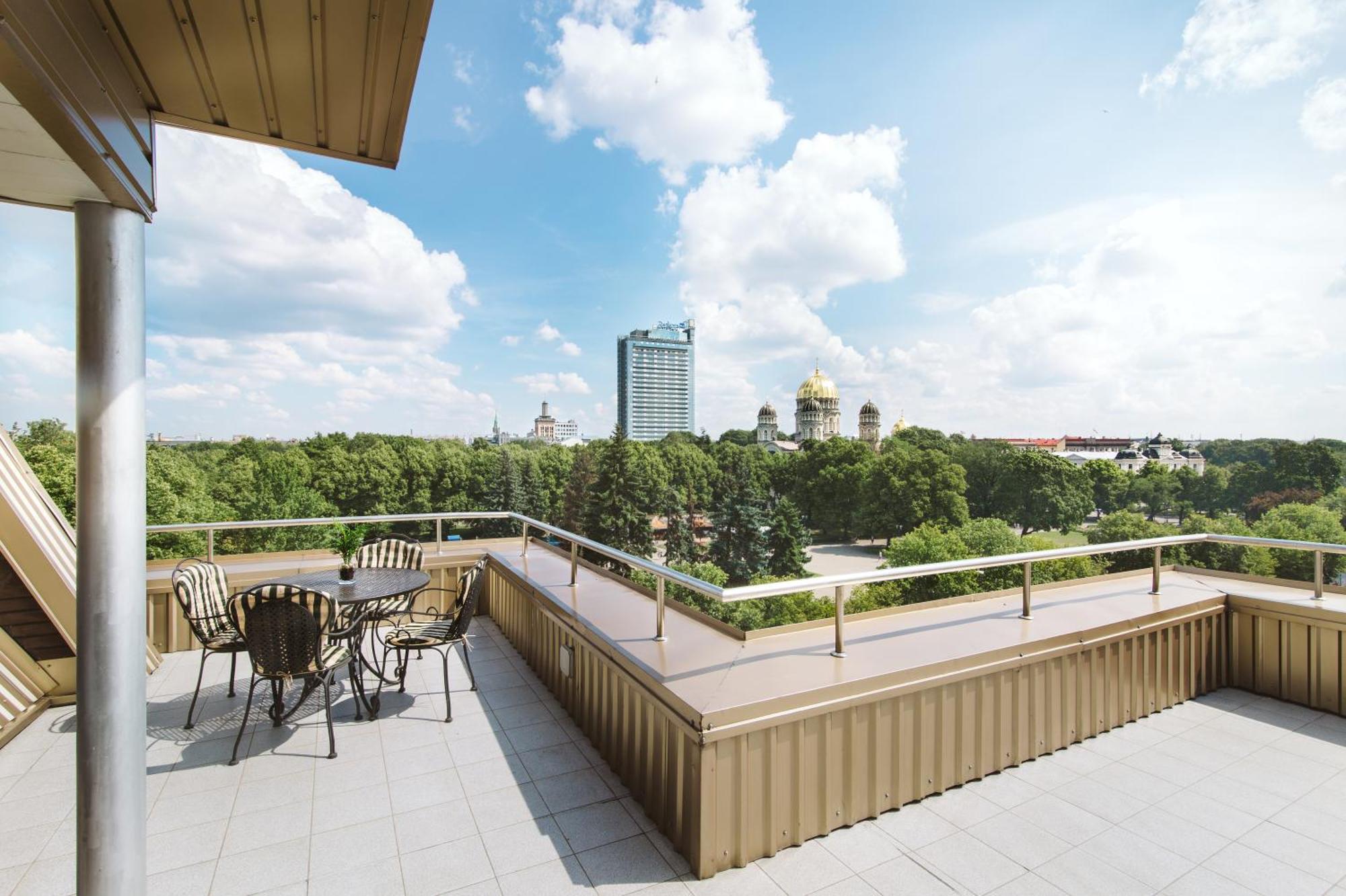 Radisson Blu Ridzene Hotel, Hotel
