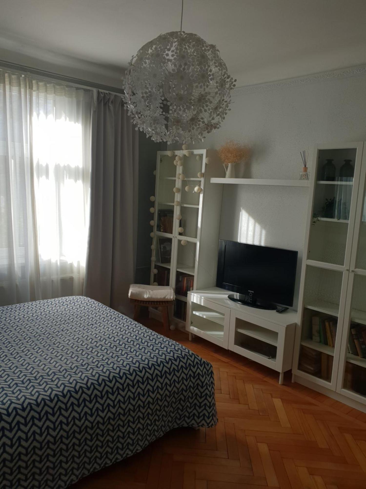 Paulas Room.