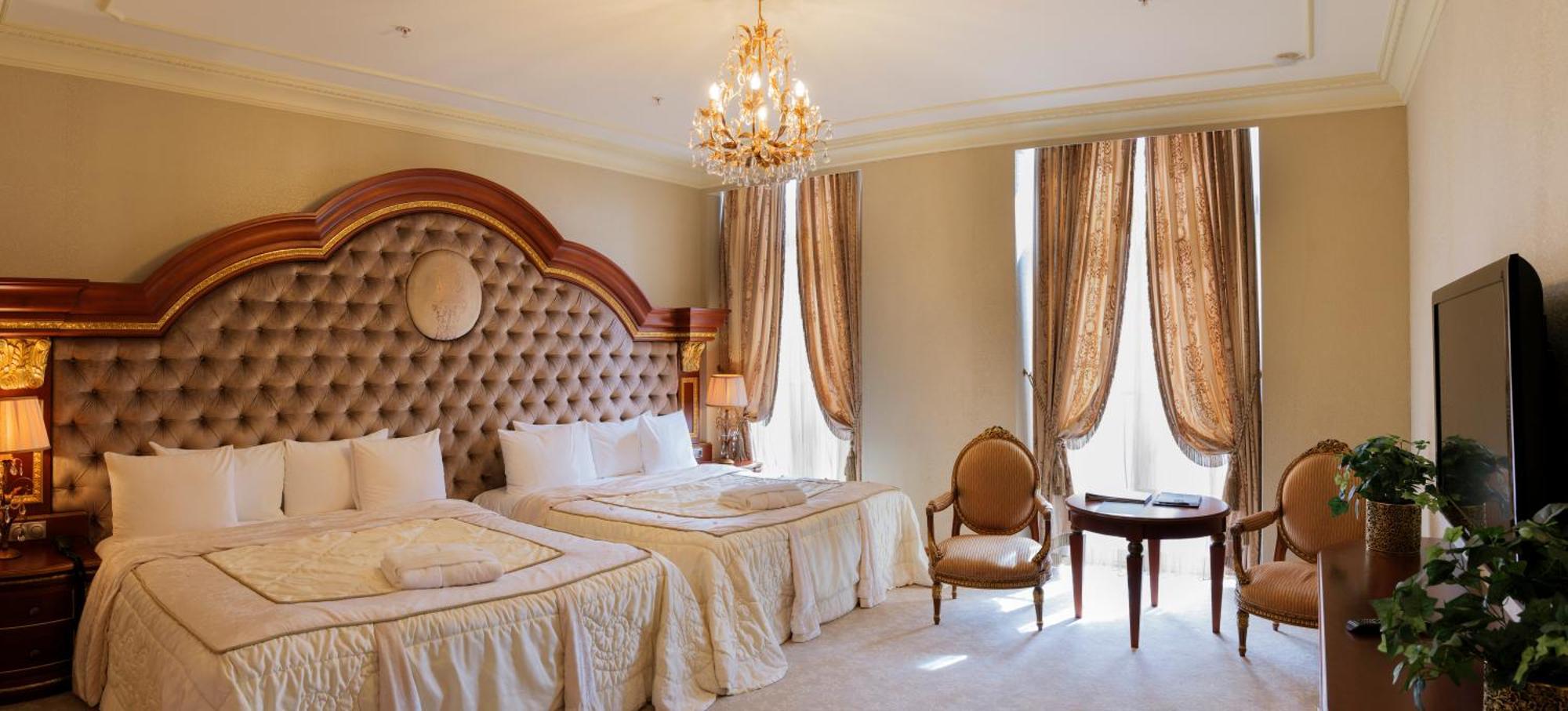 Royal & 5* Riga