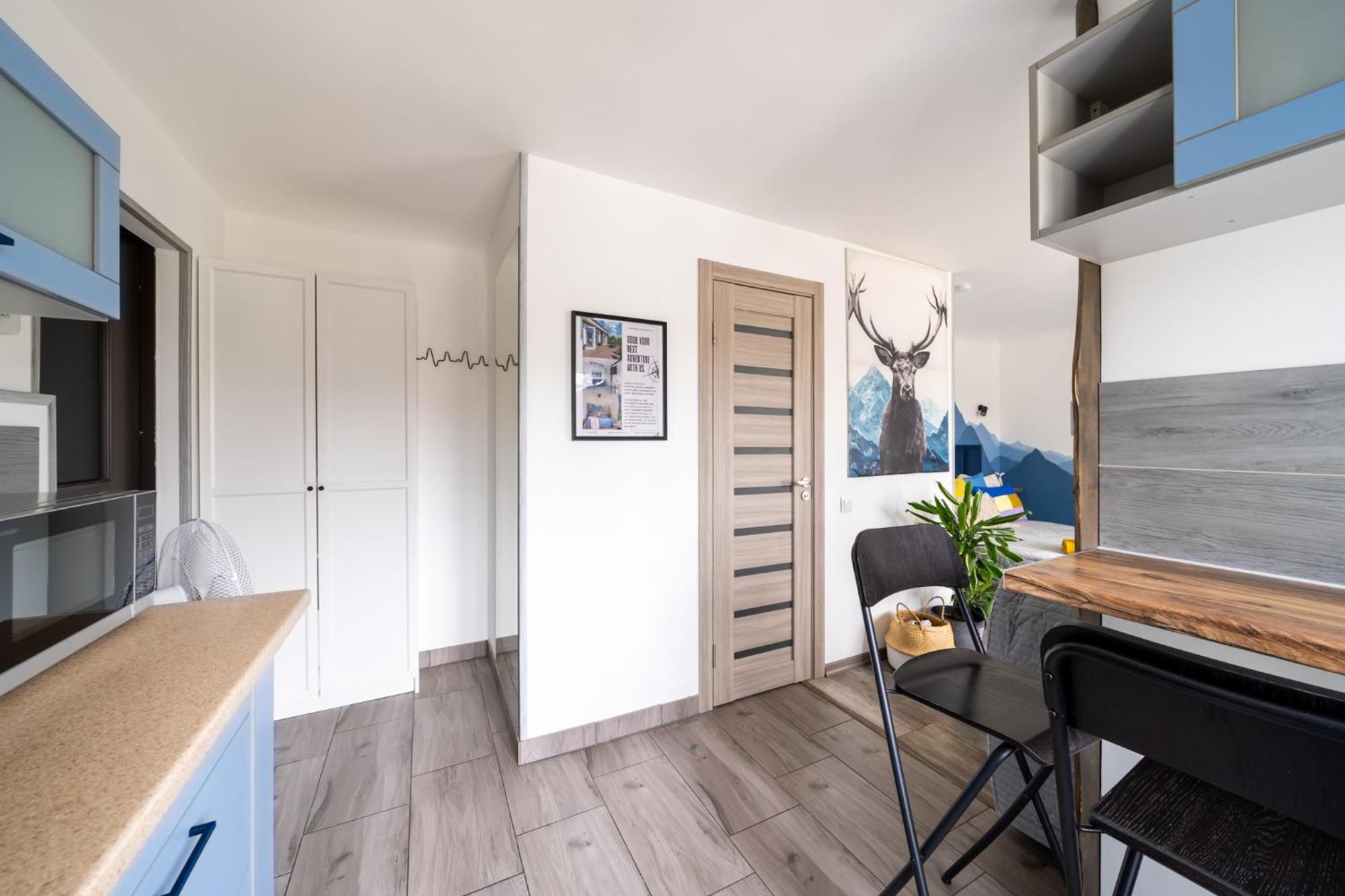 Garden & Private Parking With Playground Dzīvoklis *