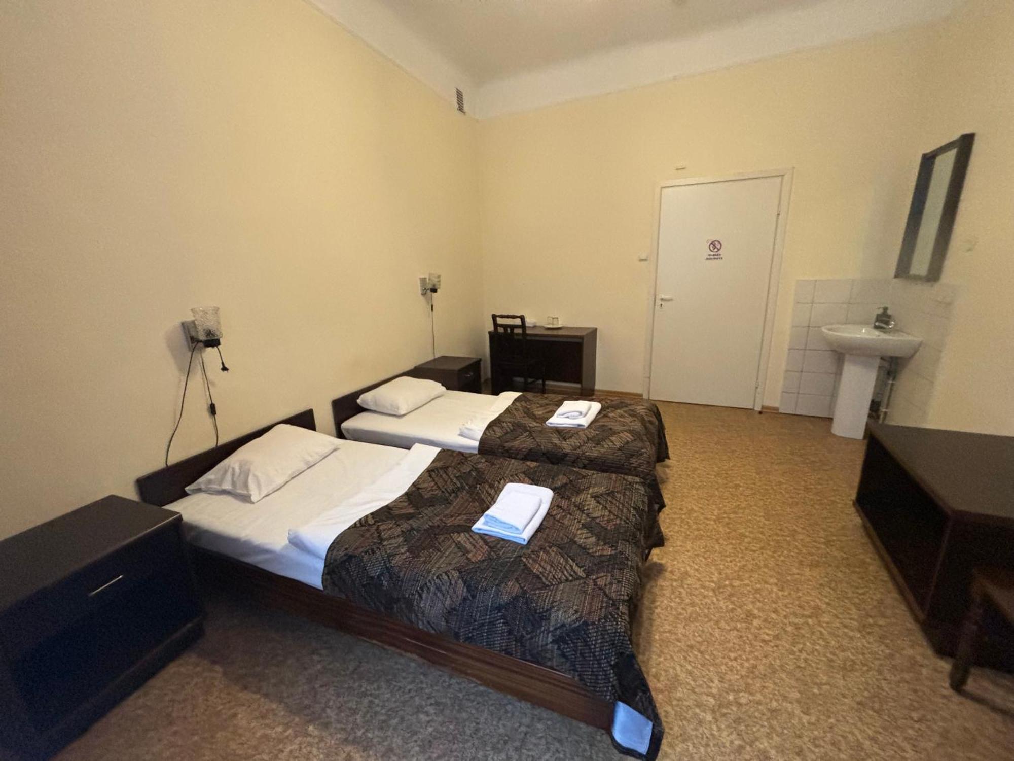 Hostel Viktorija With Private