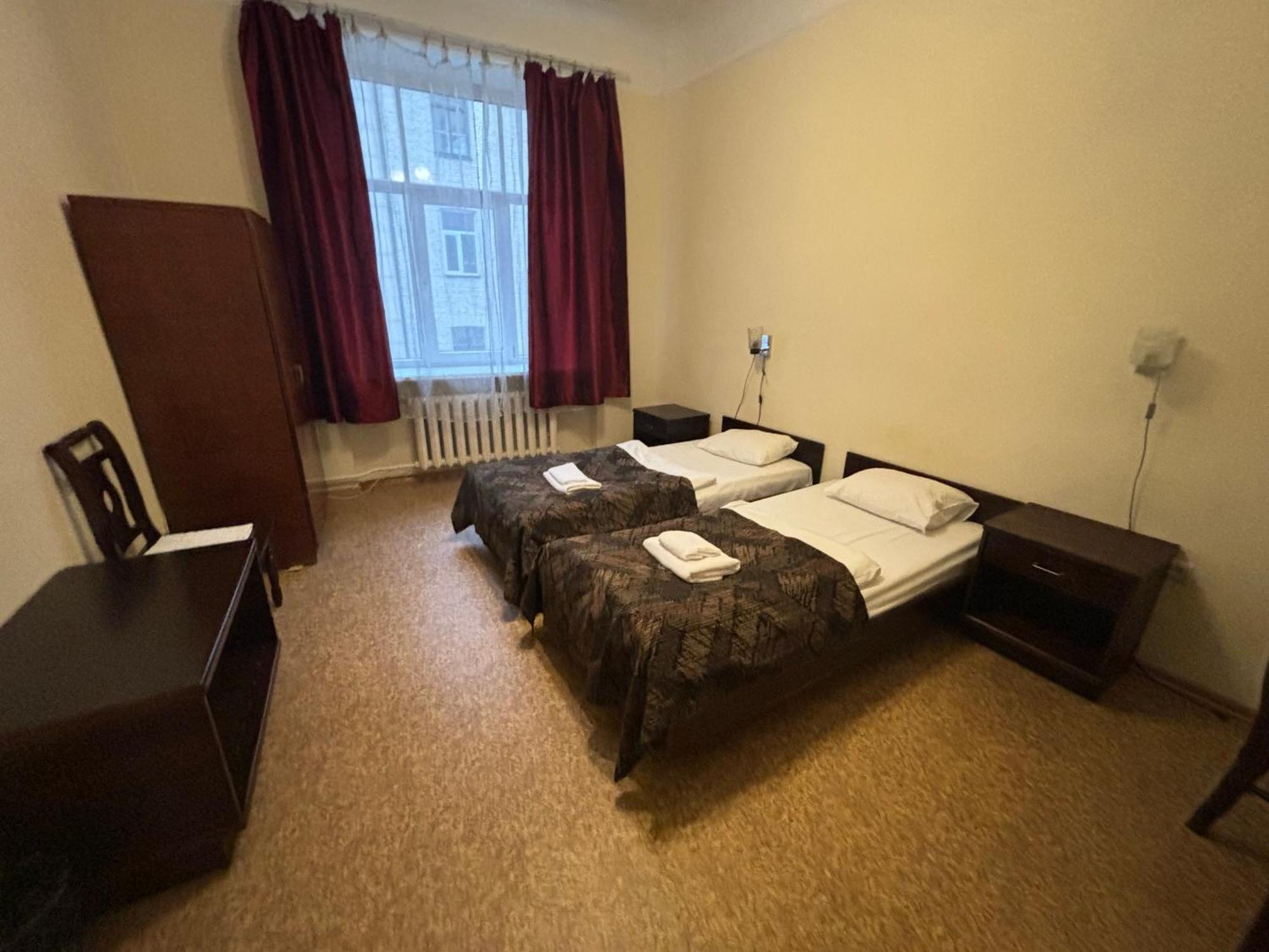 Viktorija With Private Hostel *