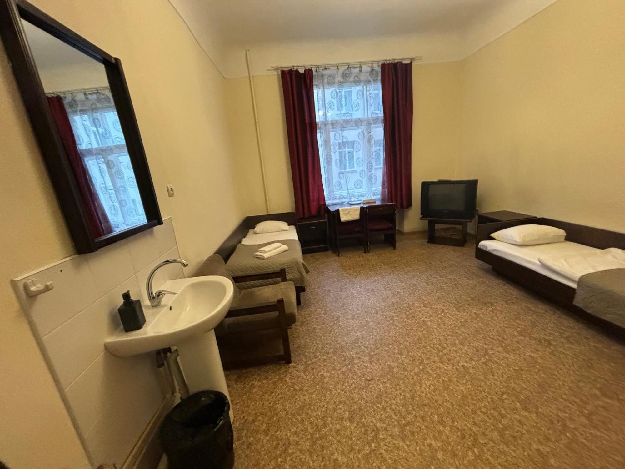Hostel Viktorija With Private *