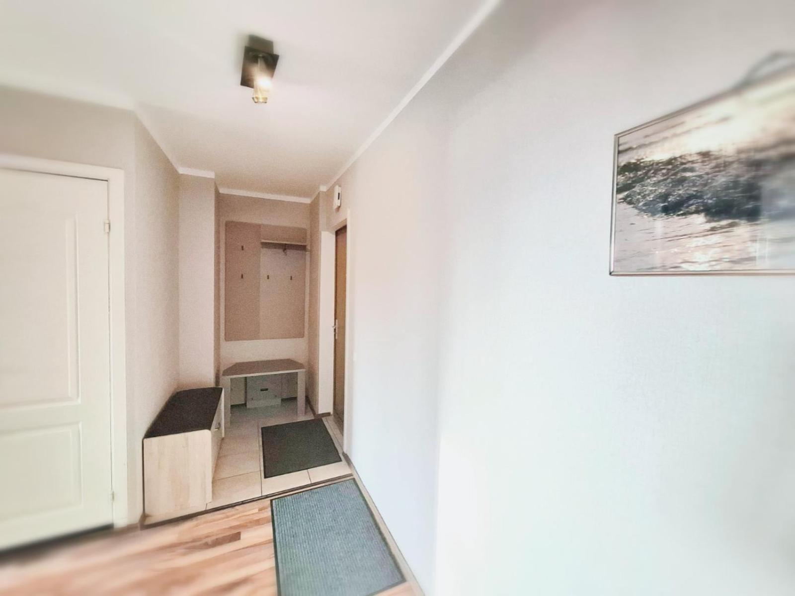 Sunny Apartment *