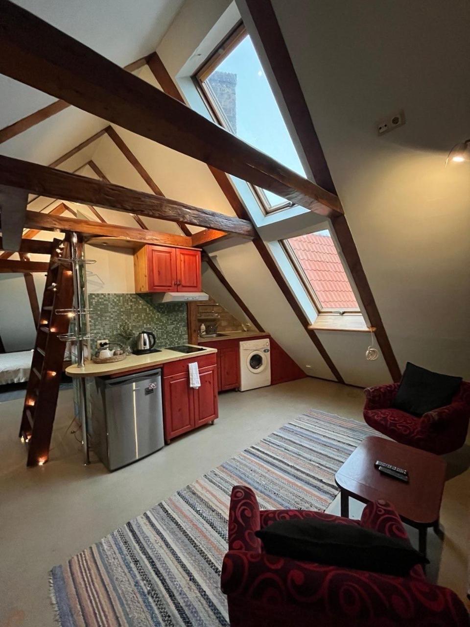 Apartment Authentic Loft In The Heart Of Old Town