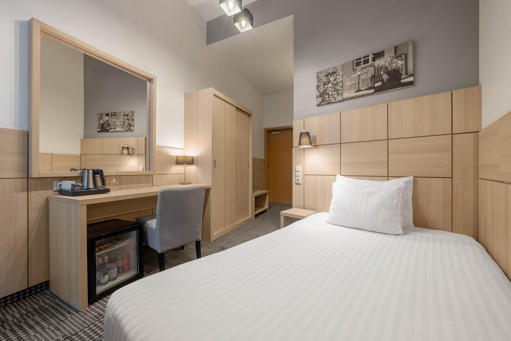 Wellton Centrum & Hotel 4*