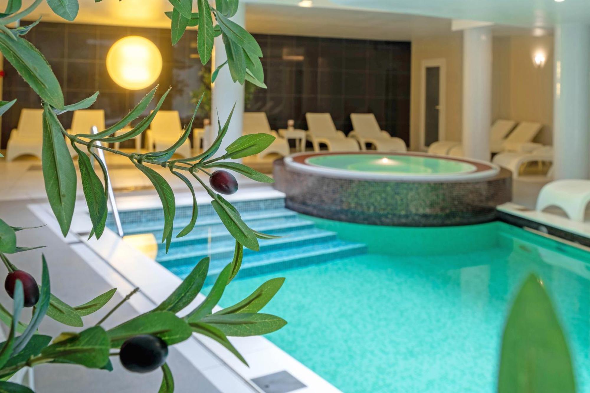 Hotel Wellton Centrum &