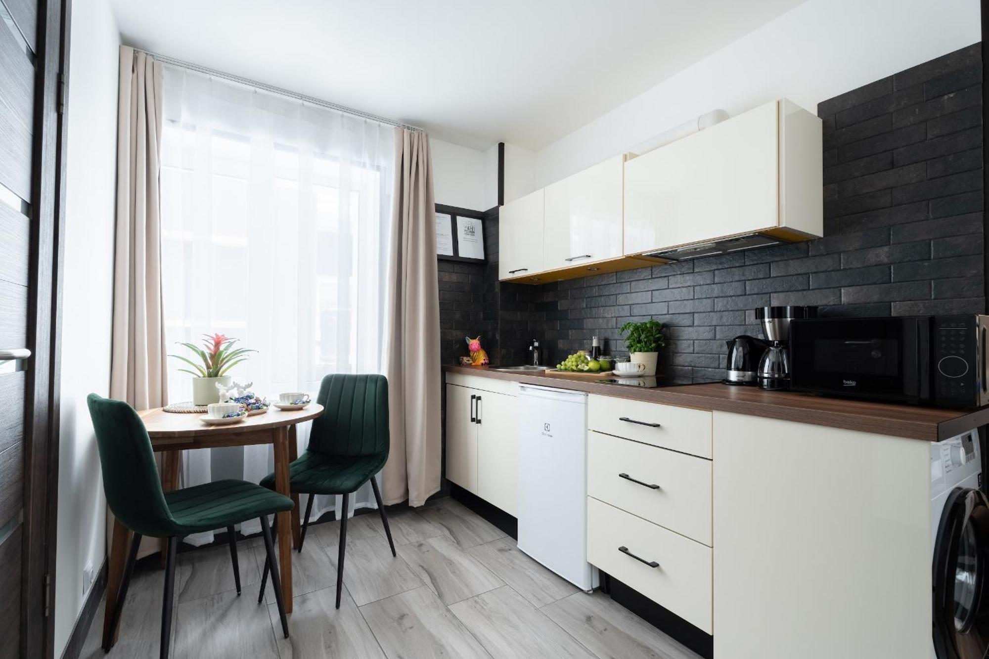 Garden & Private Parking With Playground * Riga