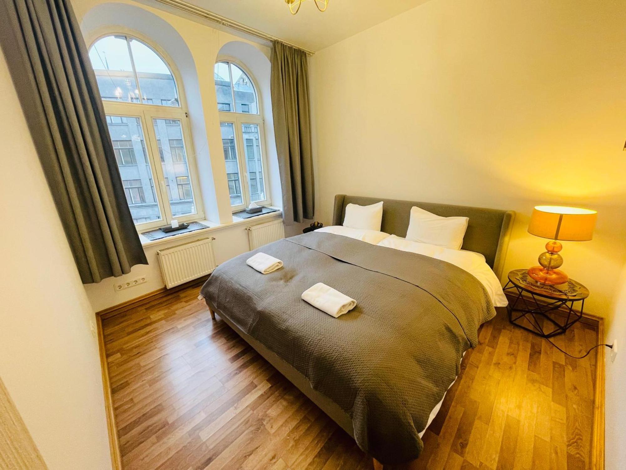 Modern Gem In Riga's Old Town Apartment *